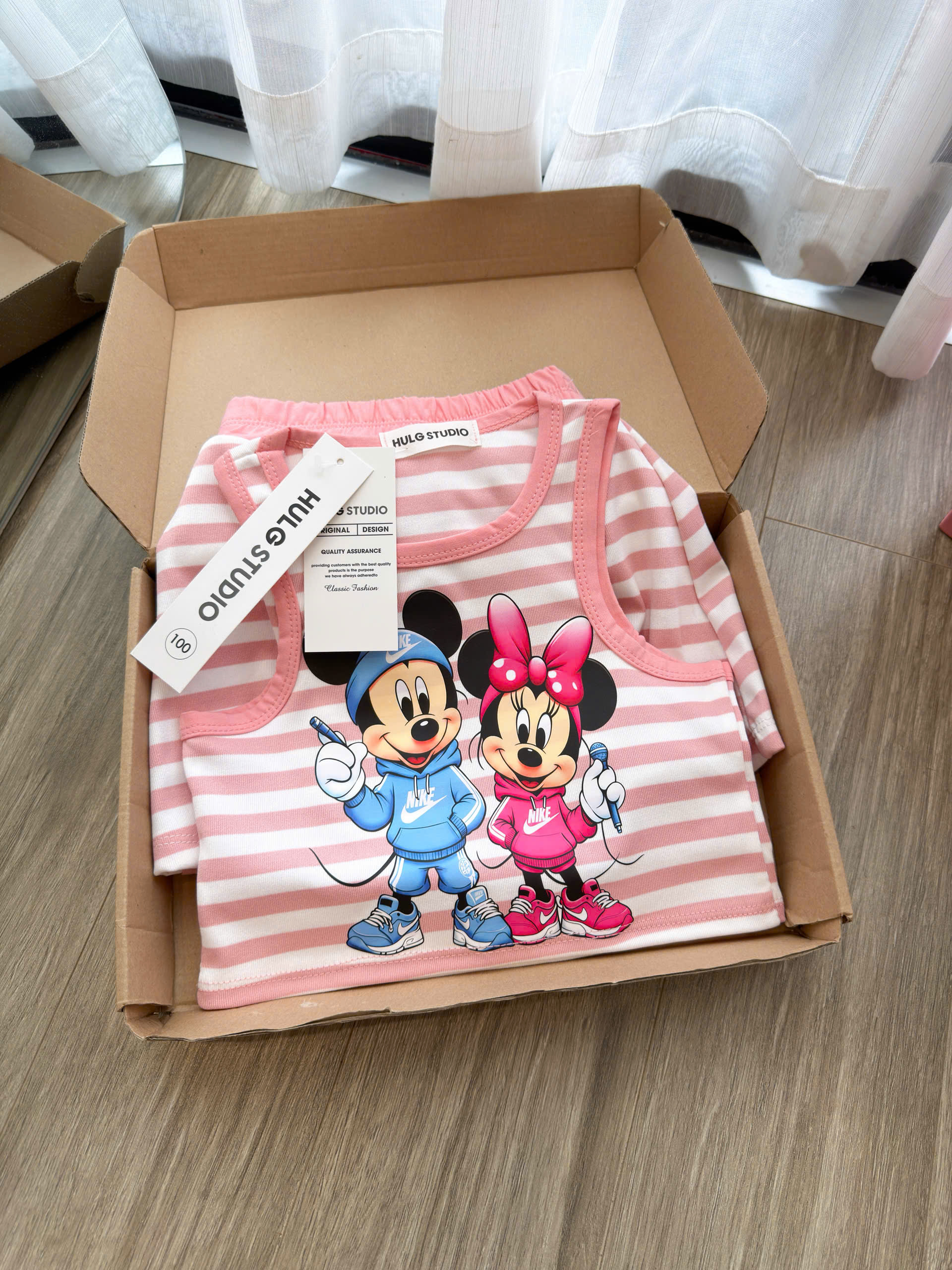 XẢ B437 - SET BỘ MICKEY MINNIE SÁT NÁCH CV XÓE HỒNG KẺ