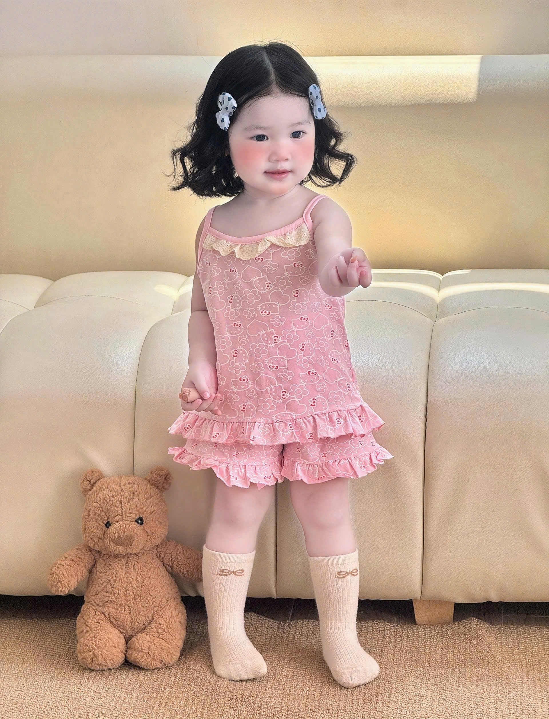 XẢ B438 - SET 2 BỘ 2 DÂY KITTY NÂU HỒNG