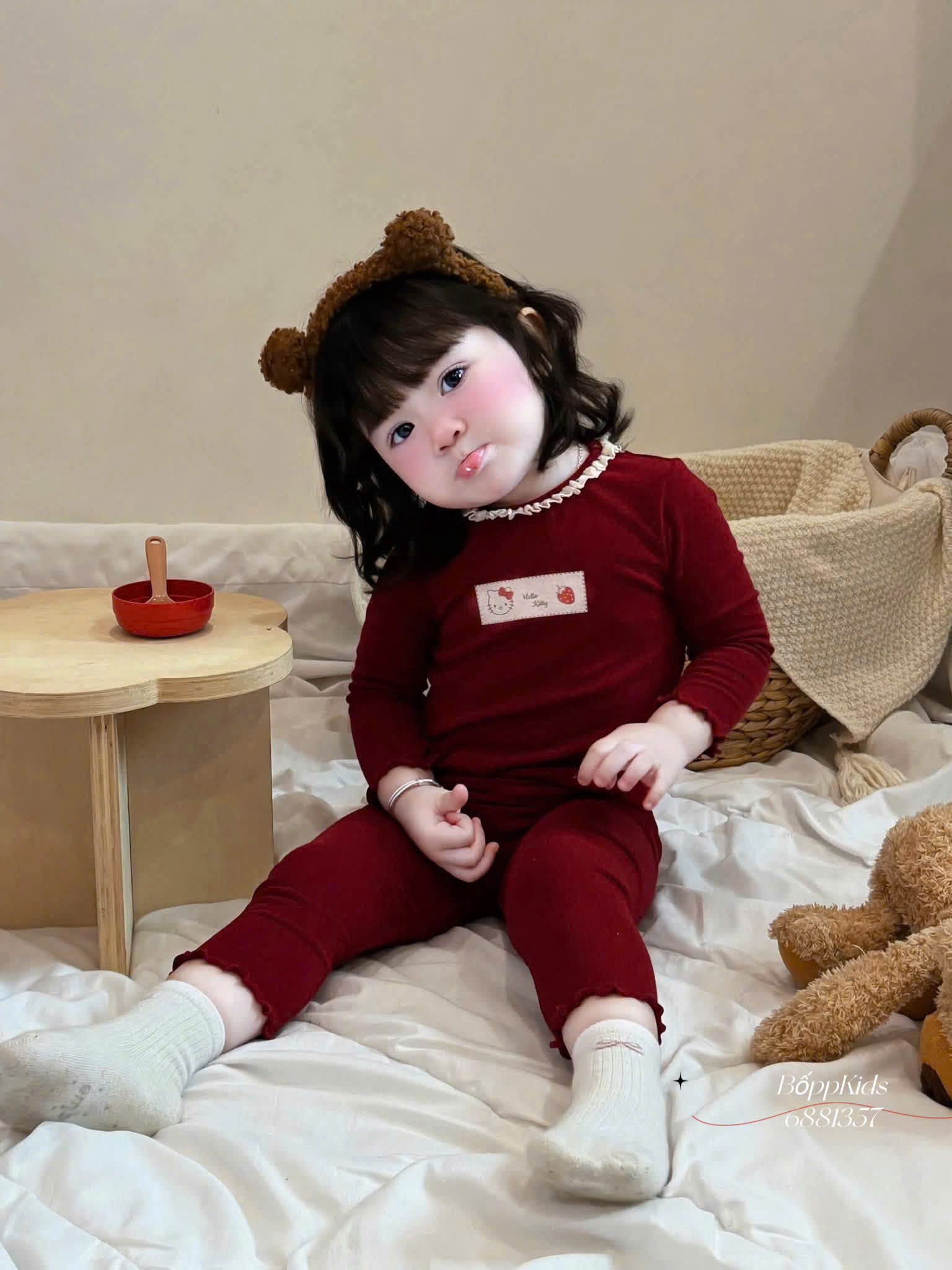 B562 - SET 2 BỘ ZÍP DÀI TAY KITTY ĐỎ TRẮNG