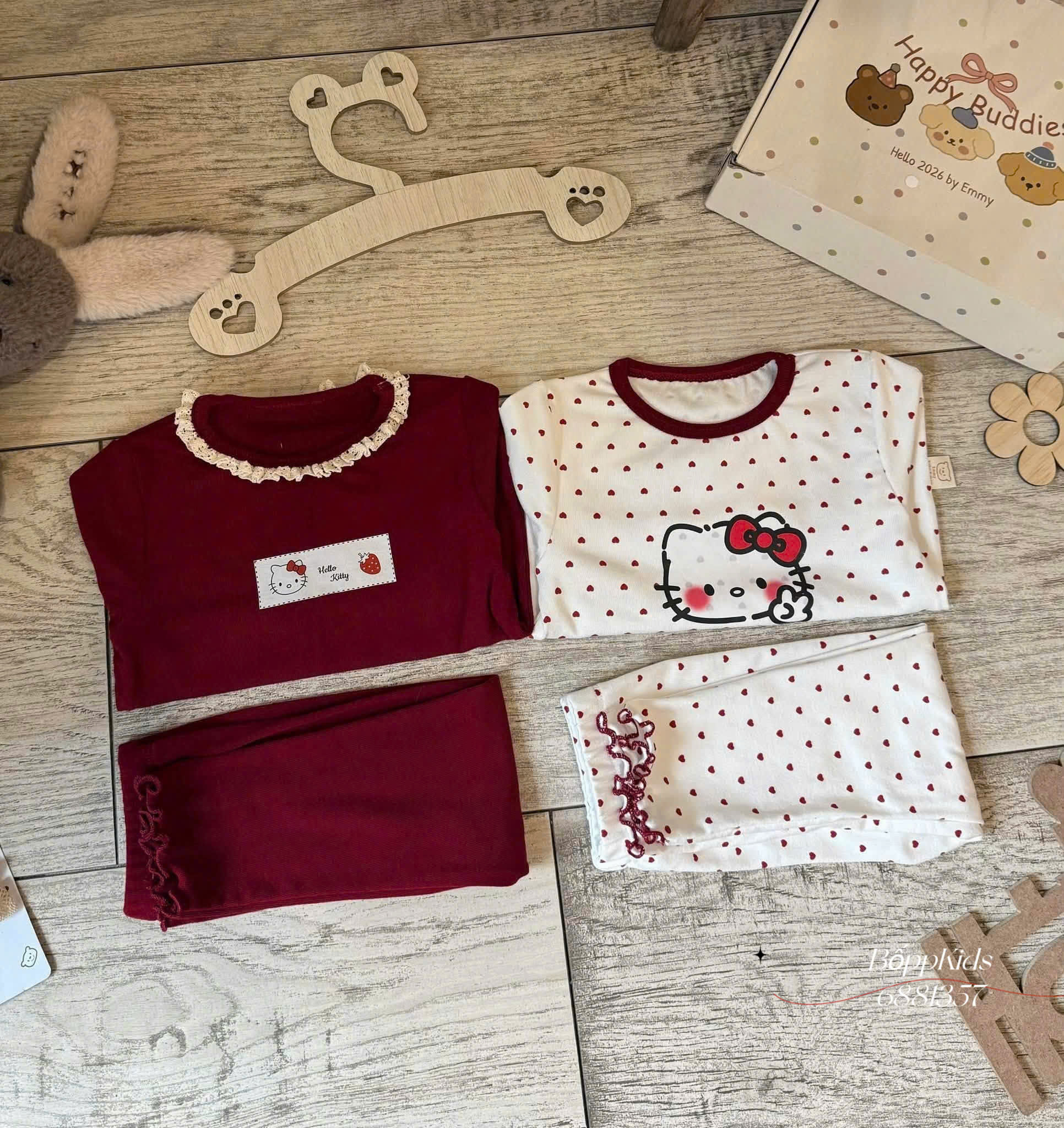 B562 - SET 2 BỘ ZÍP DÀI TAY KITTY ĐỎ TRẮNG