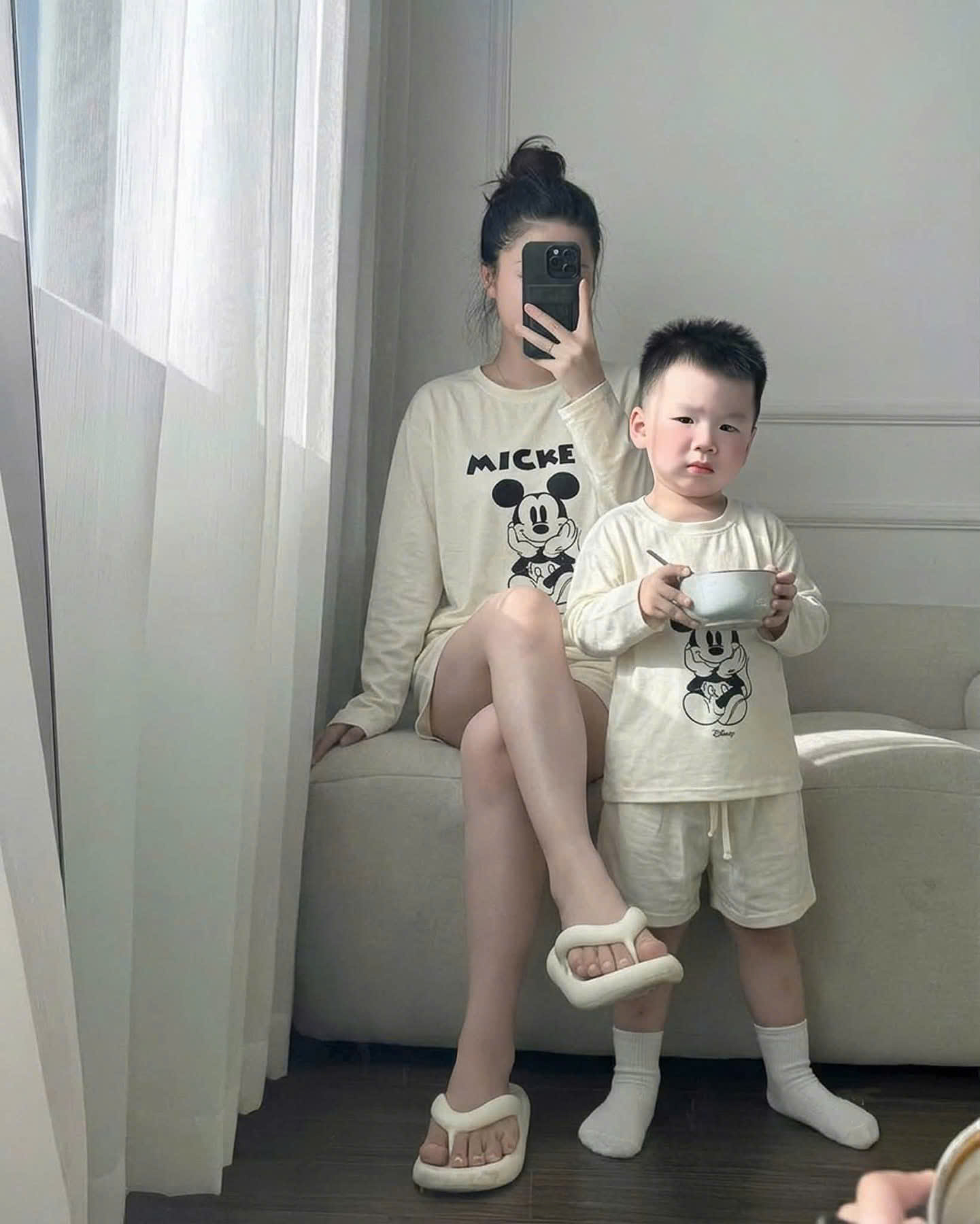 GOM B566 - SET BỘ MICKEY TRẮNG SZ CỦA CON