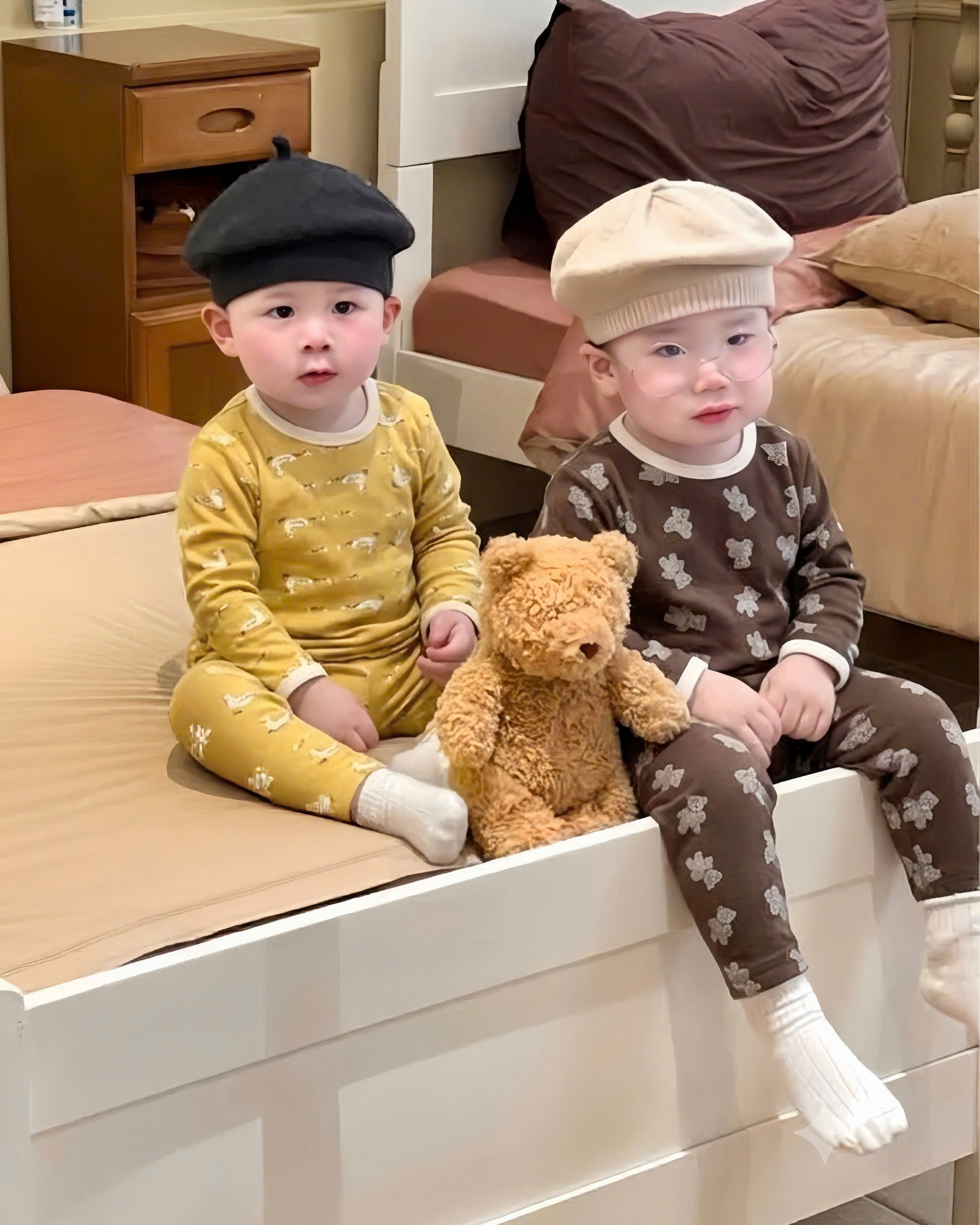 B580 - SET 2 BỘ GẤU VỊT NÂU VÀNG