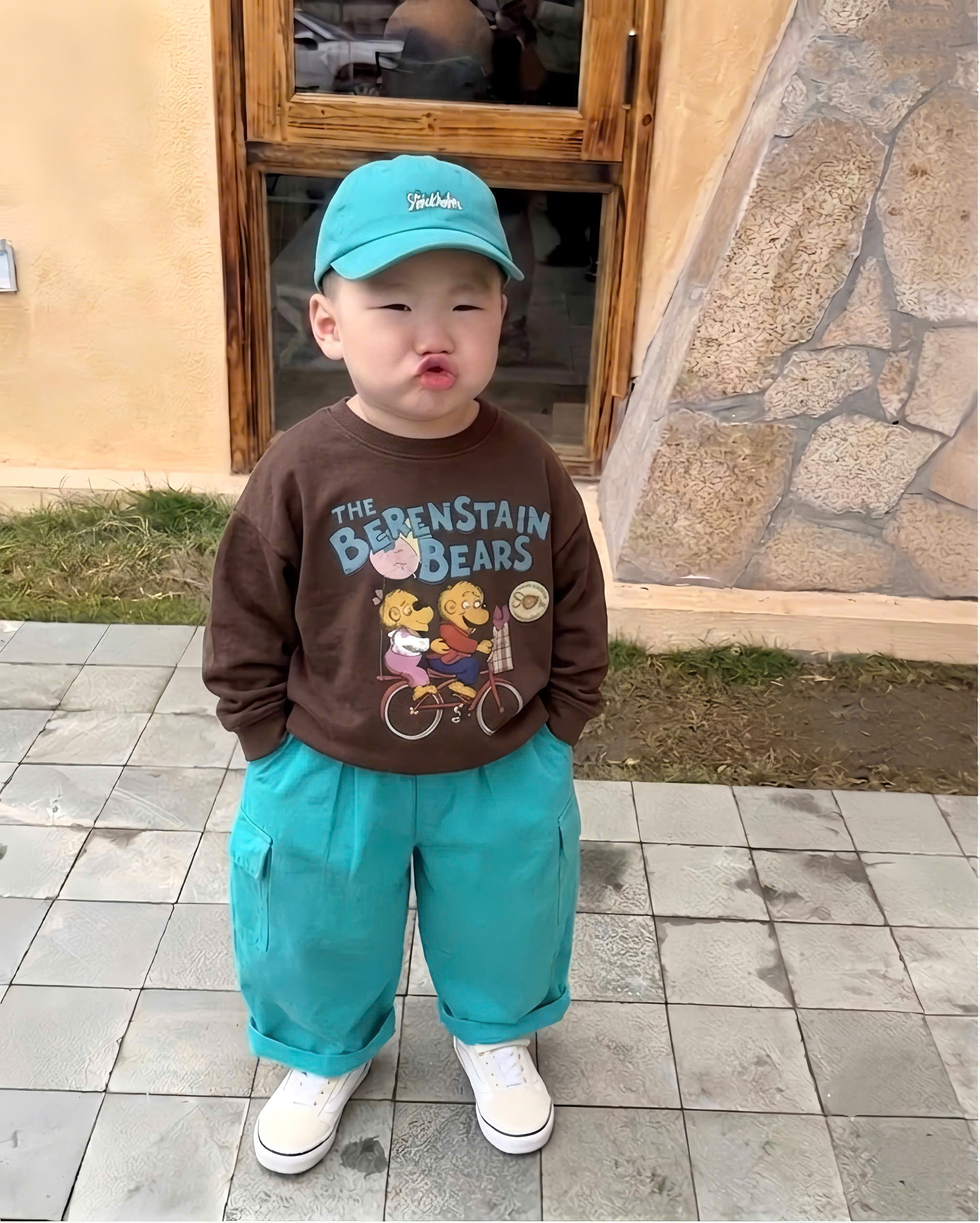 GOM B594 - SET BỘ NÂU THE BERENSTAIN QUẦN XANH KÈM MŨ