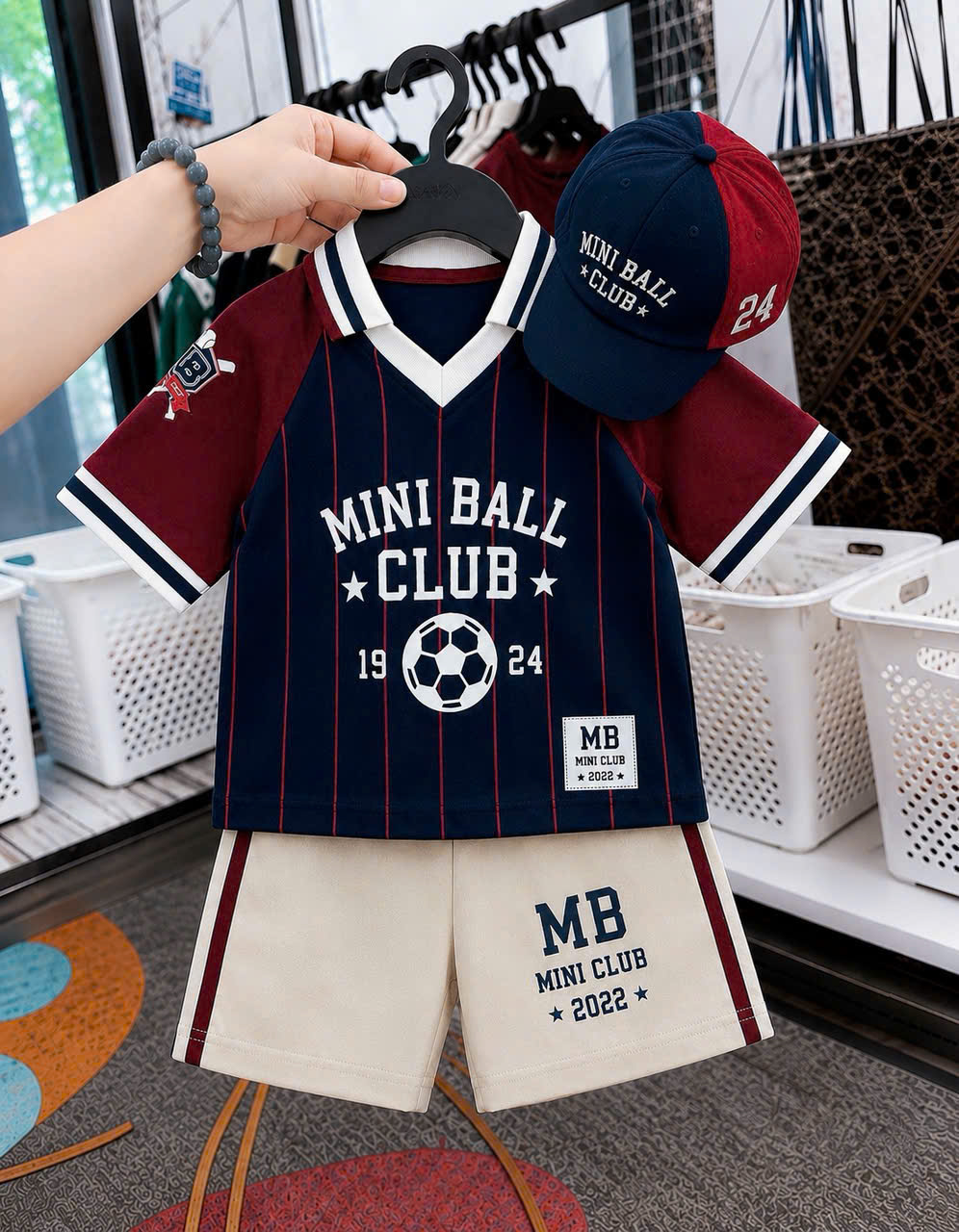 GOM B611 - SET THỂ THAO MINI BALL CLUB ĐỎ THAN