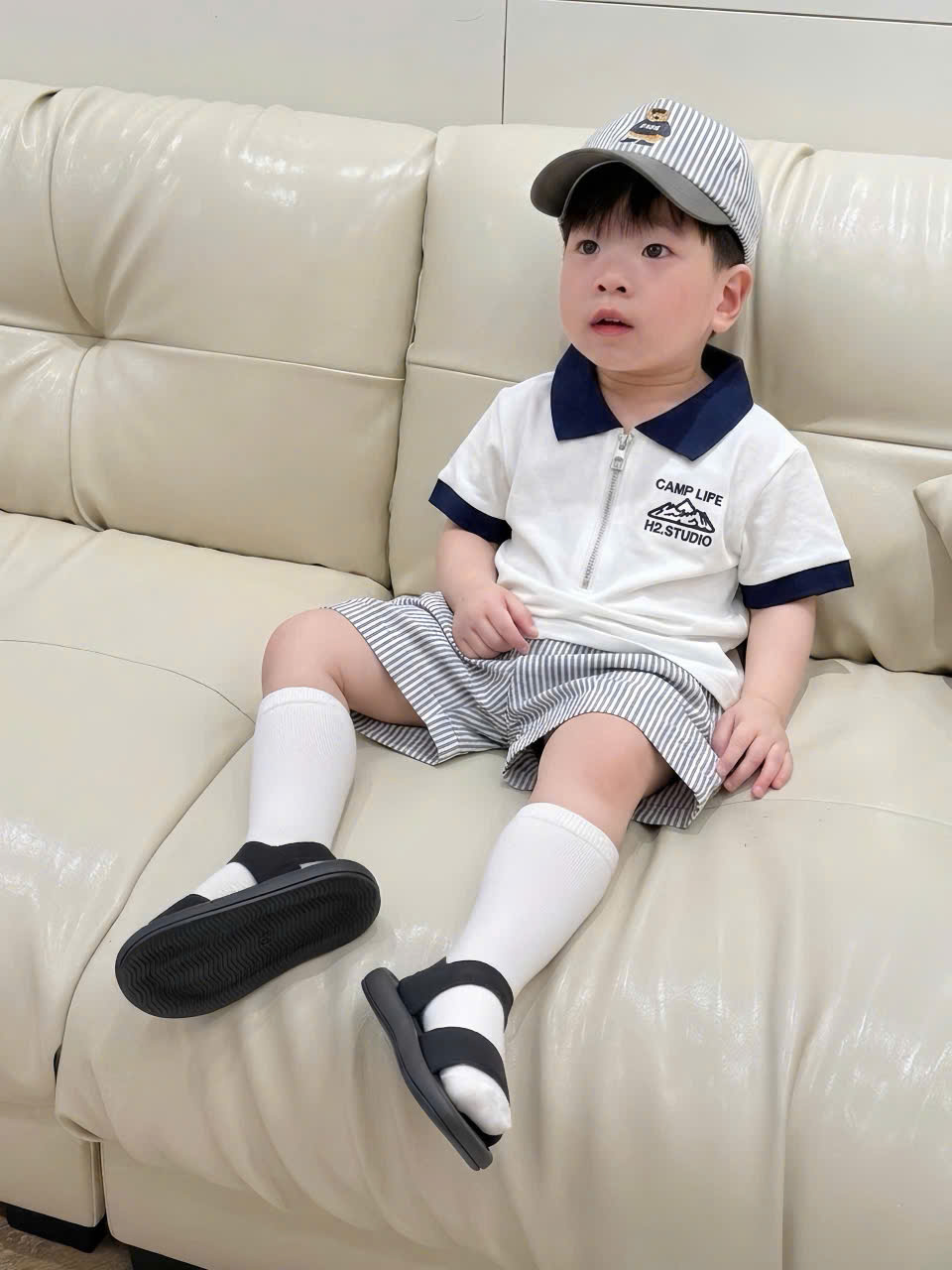 GOM B631 - SET ÁO CỔ POLO QUẦN SỌC XANH KÈM MŨ