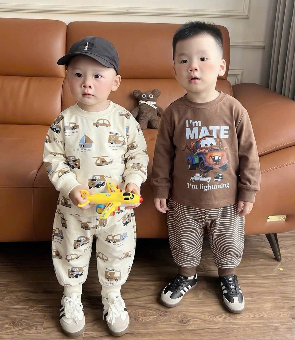 GOM B635 - SET 3 BỘ Ô TÔ KEM NÂU KẺ /