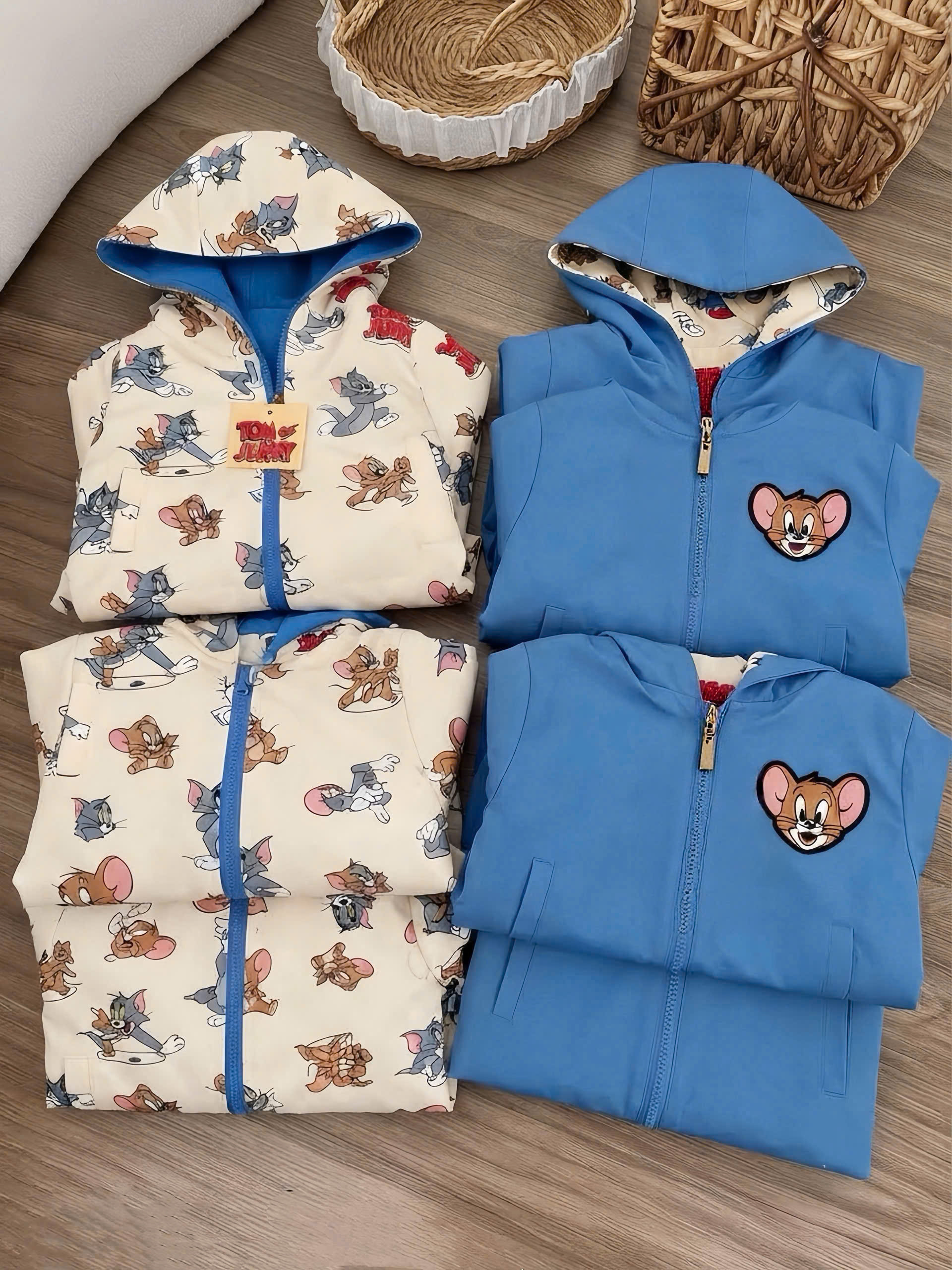 GOM B745 - ÁO KHOÁC GIÓ 2 MẶT TOM&JERRY BE XANH