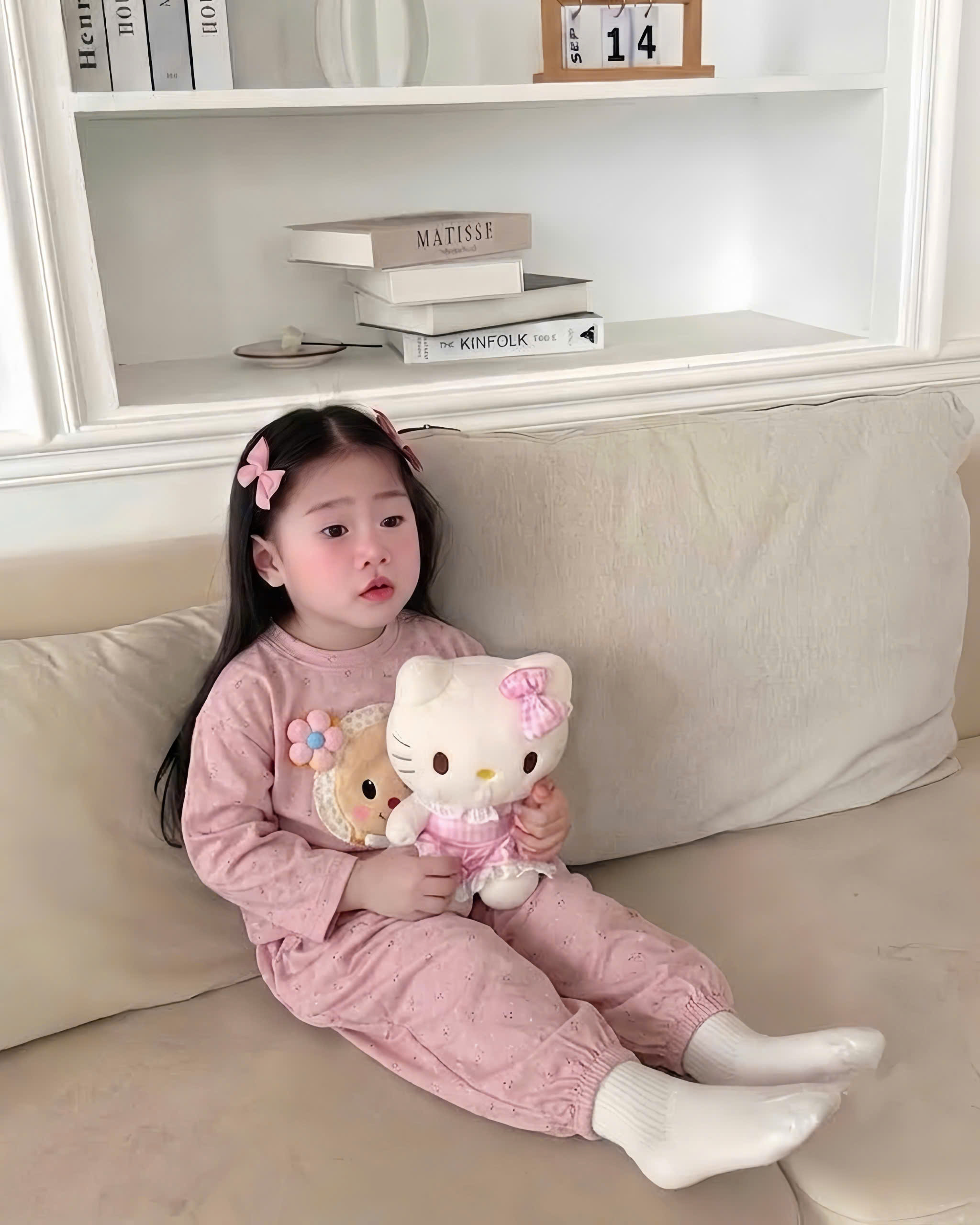 B854 - BỘ GẤU HOA NỔI REN NƠ