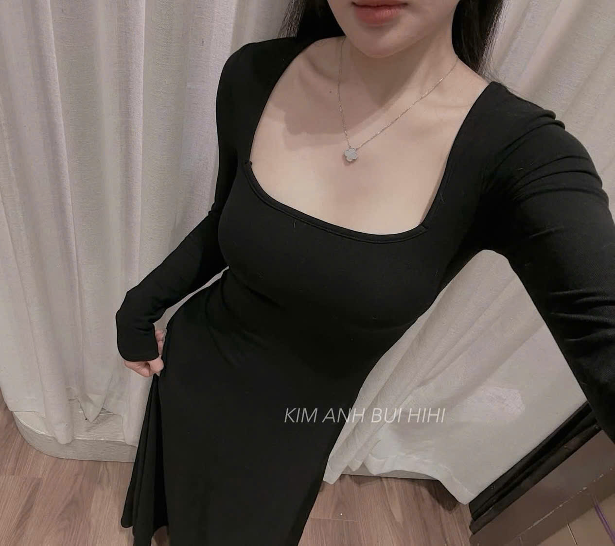A145 - VÁY ĐEN NŨ CỔ VUÔNG DÁNG DÀI