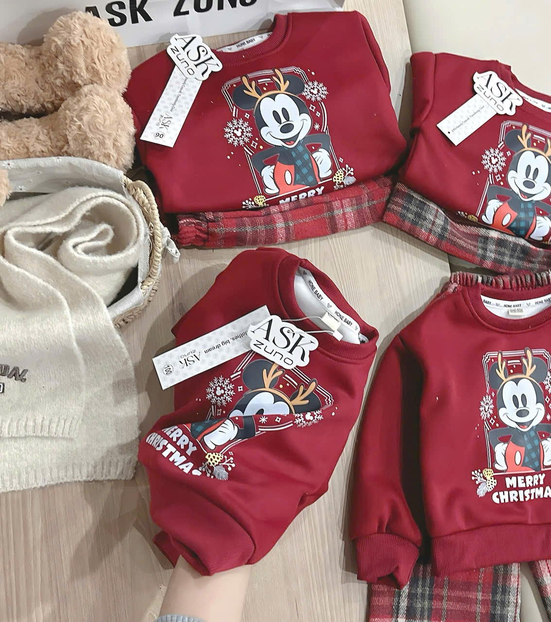 XẢ A148 - SET NỈ MICKEY NOEL QUẦN DẠ ĐỎ