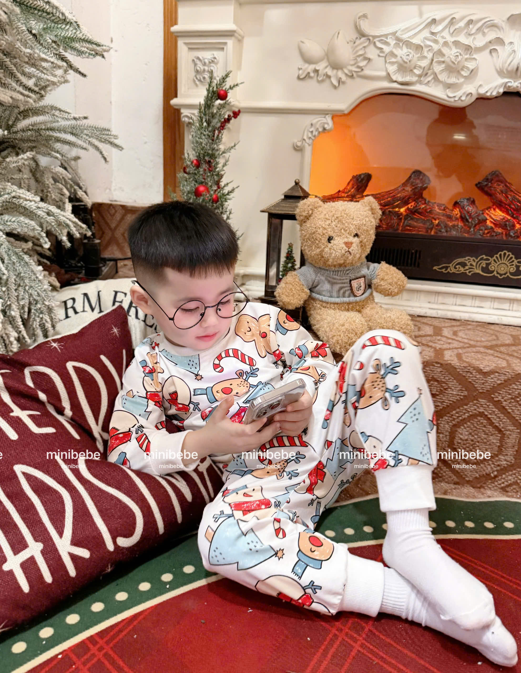 XẢ A171 - SET 2 BỘ NOEL KEM KẺ ĐỎ QUẦN ĐEN