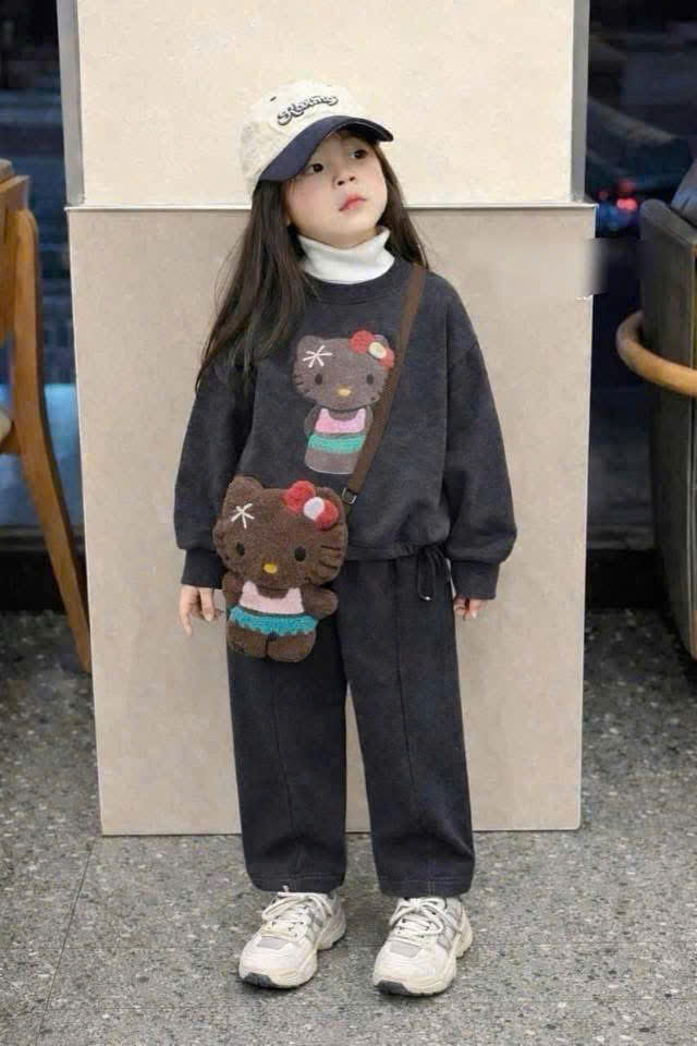 XẢ A236 - SET BỘ KITTY SIZE MẸ CON NHÍ NHỠ