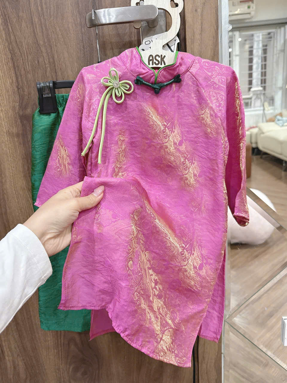 XẢ A285 - ÁO DÀI HỒNG TƠ TẮM ÁNH NHŨ QUẦN XANH
