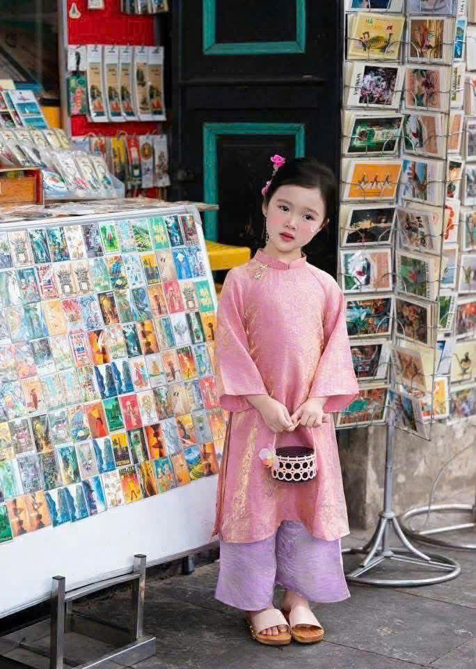 XẢ A291 - ÁO DÀI HỒNG ÁNH TƠ QUẦN TÍM MẸ CON SIZE NHỠ