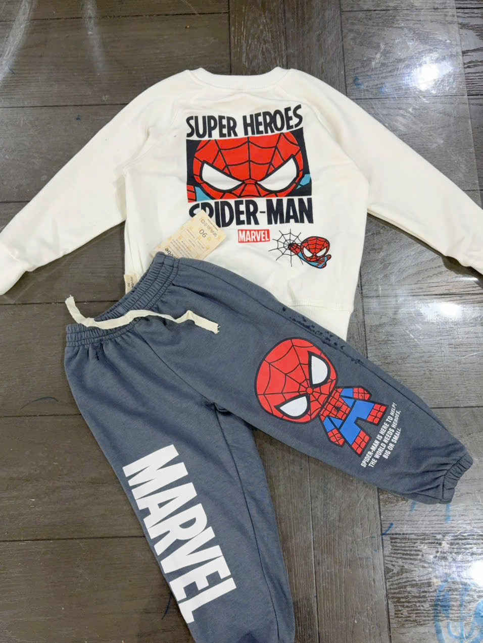 A345 - SET ÁO NHỆN TRẮNG SUPER HERO QUẦN GHI XANH