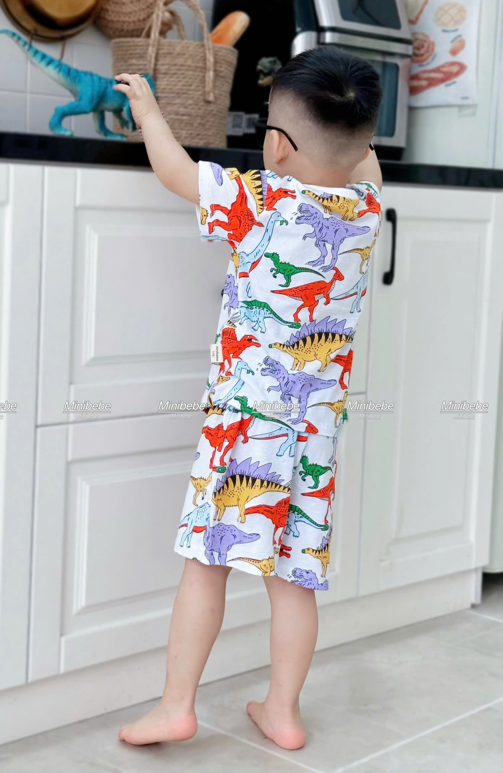 XẢ A774 - SET 2 BỘ KHỦNG LONG SẮC MÀU TAY PHỐI XANH