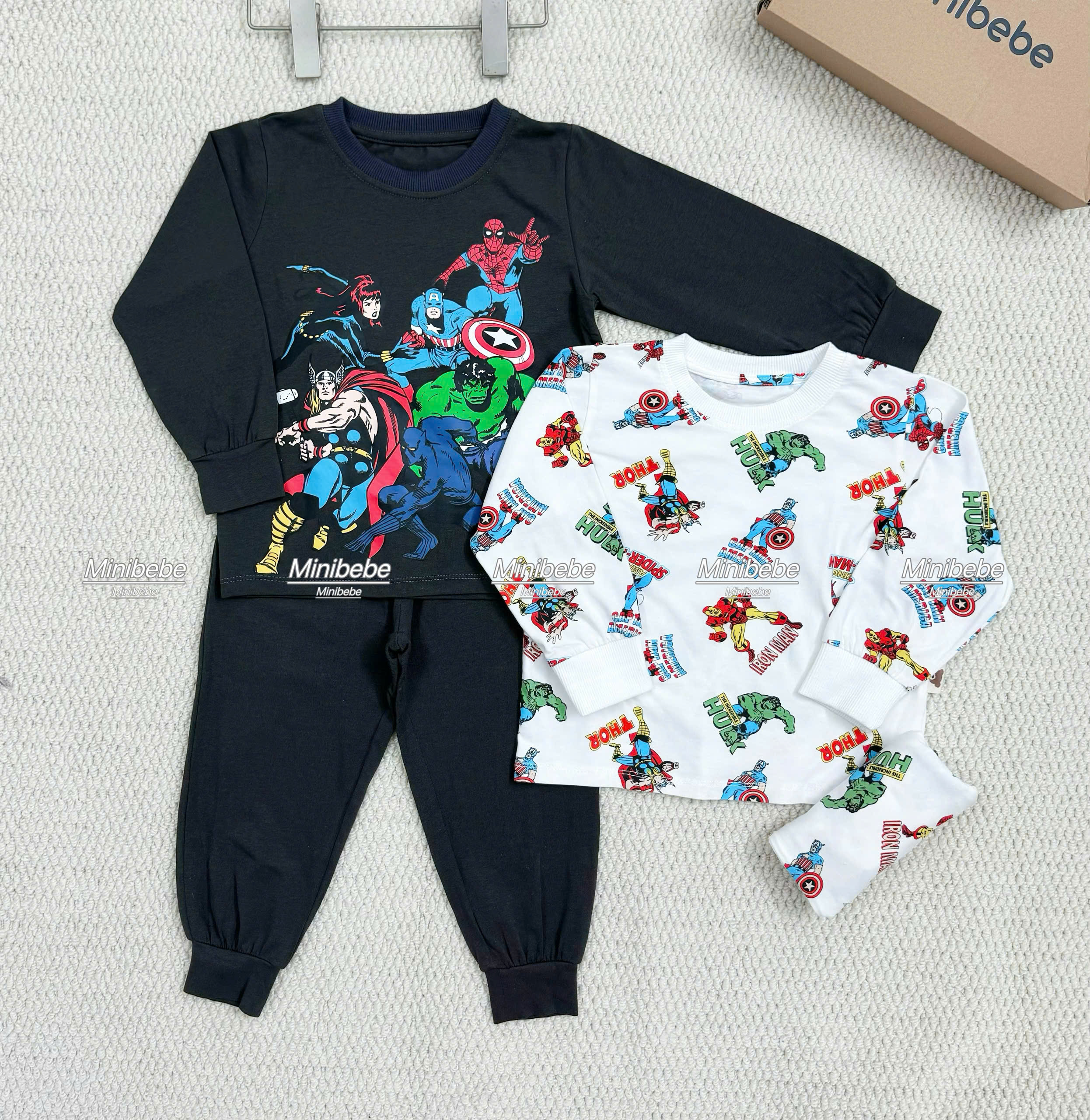 B151 - SET 2 BỘ SIÊU ANH HÙNG ĐEN TRẮNG