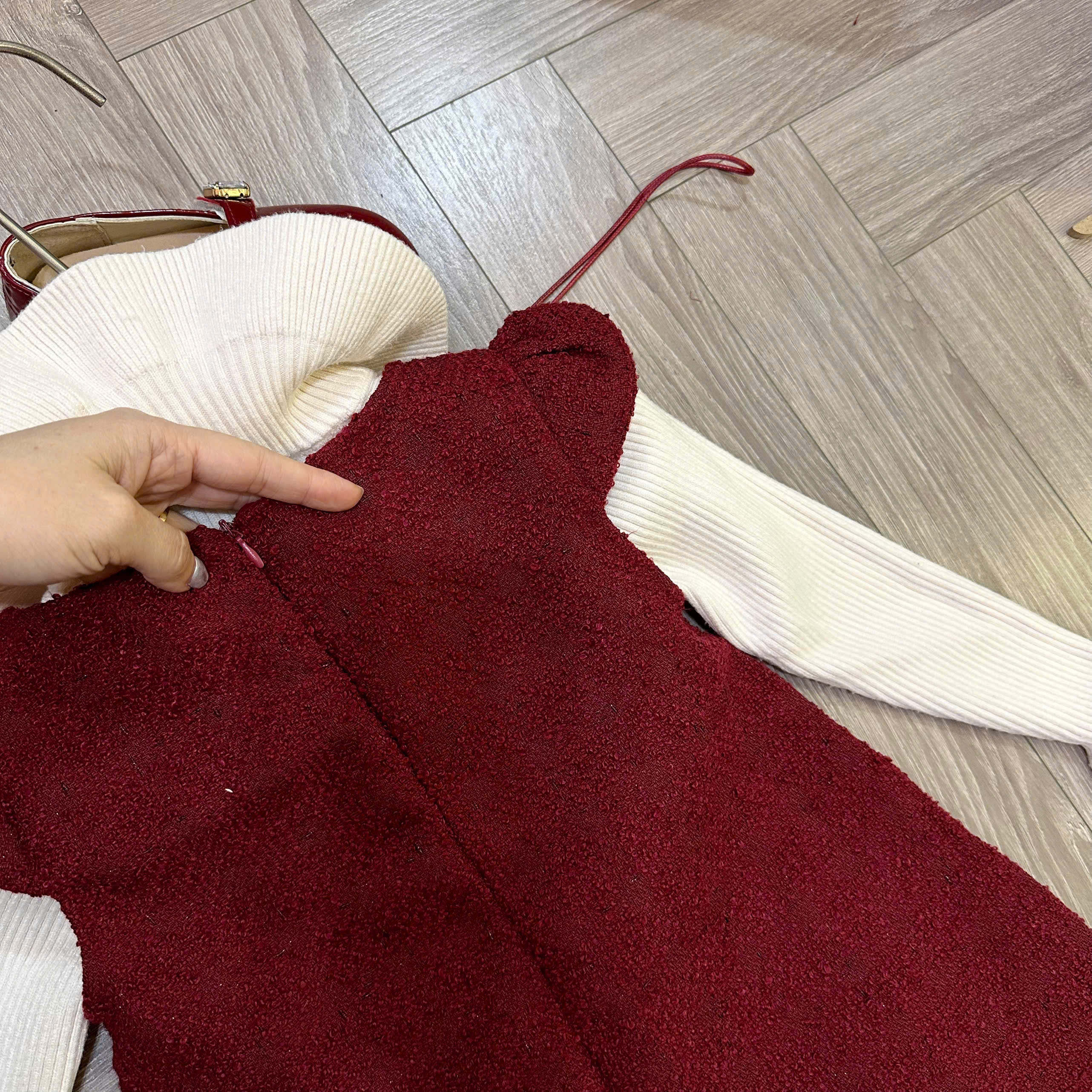 XẢ B164 - VÁY DẠ ÉP TWEED ĐÍNH 3 NƠ