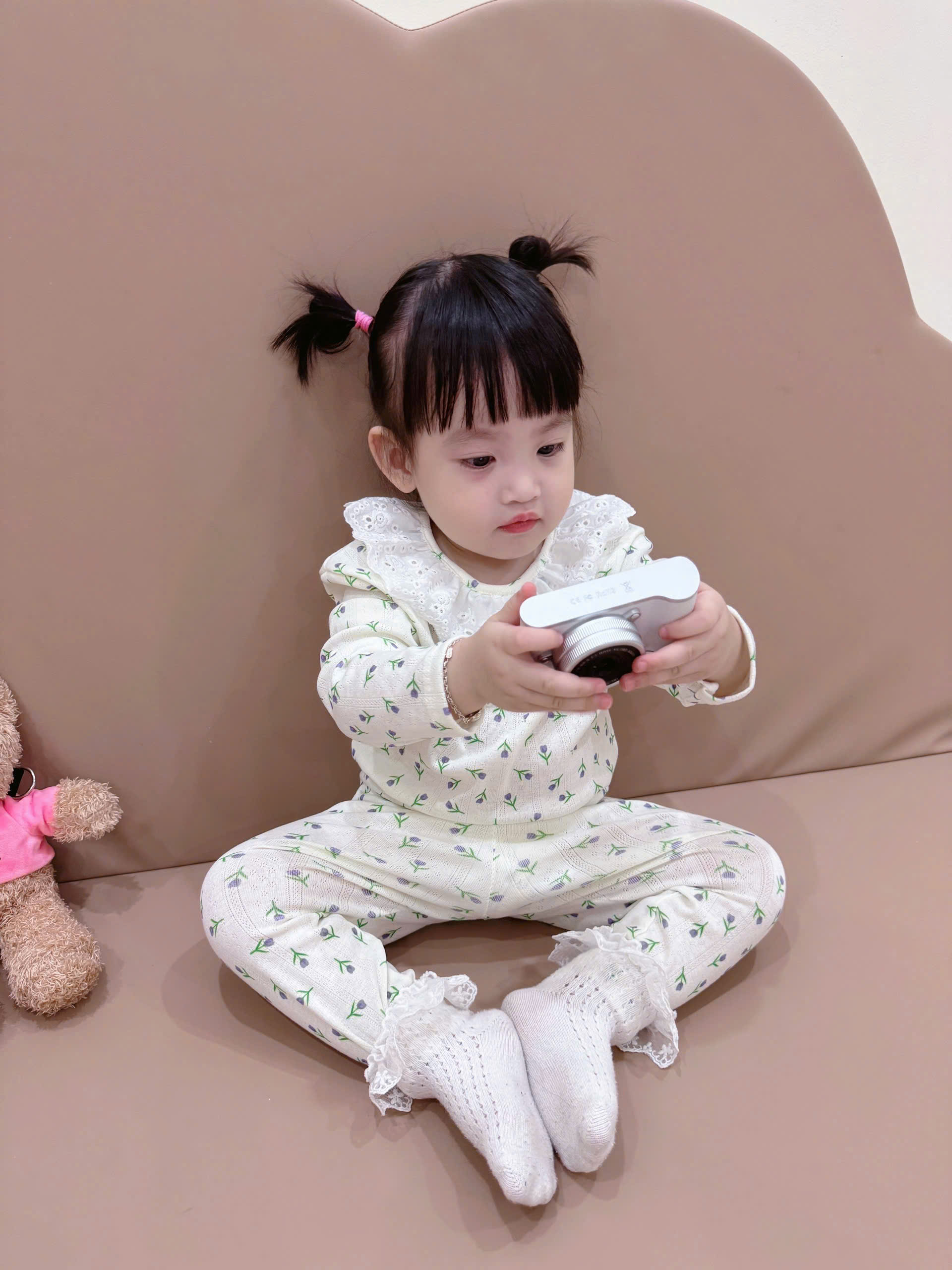XẢ B460 - SET 2 BỘ CỔ BÈO NƠ HỒNG HOA NHÍ KEM