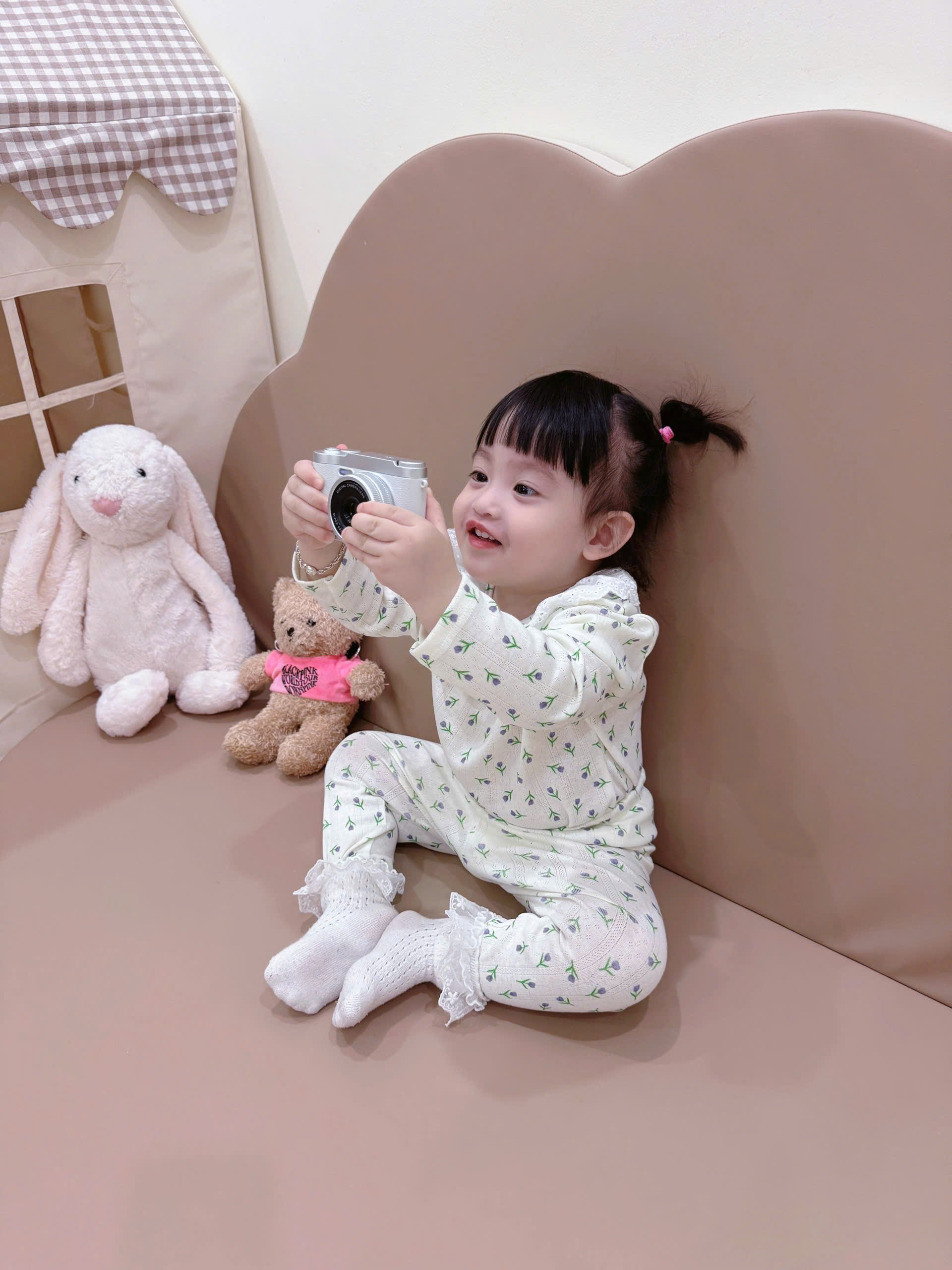XẢ B460 - SET 2 BỘ CỔ BÈO NƠ HỒNG HOA NHÍ KEM
