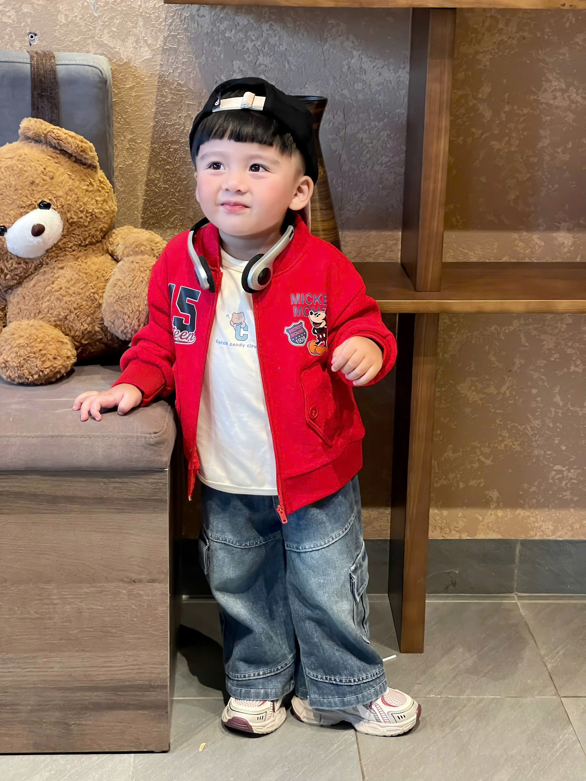 XẢ B510 - SET ÁO NỈ KÉO KHÓA MICKY ĐỎ QUẦN JEAN