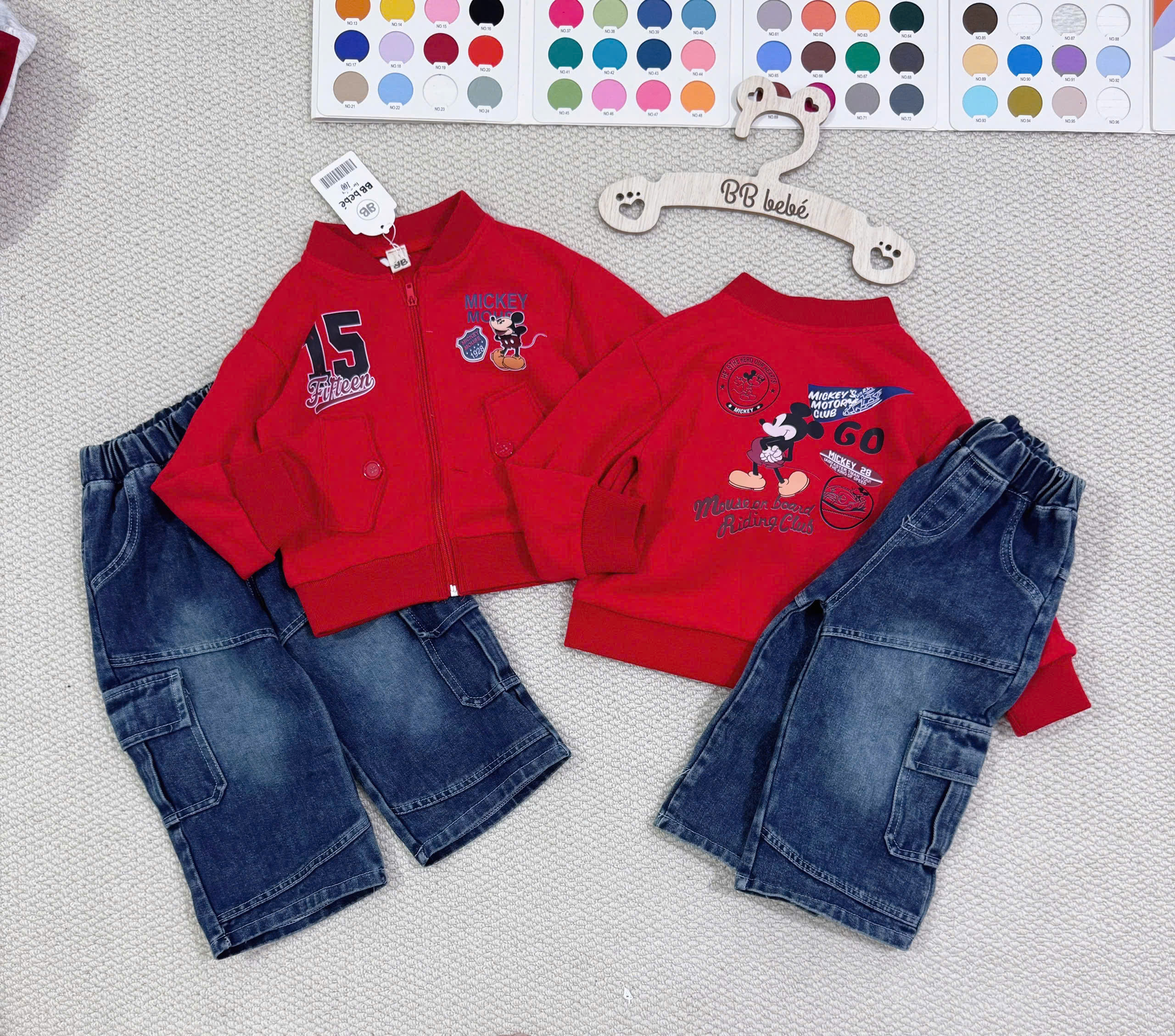 XẢ B510 - SET ÁO NỈ KÉO KHÓA MICKY ĐỎ QUẦN JEAN