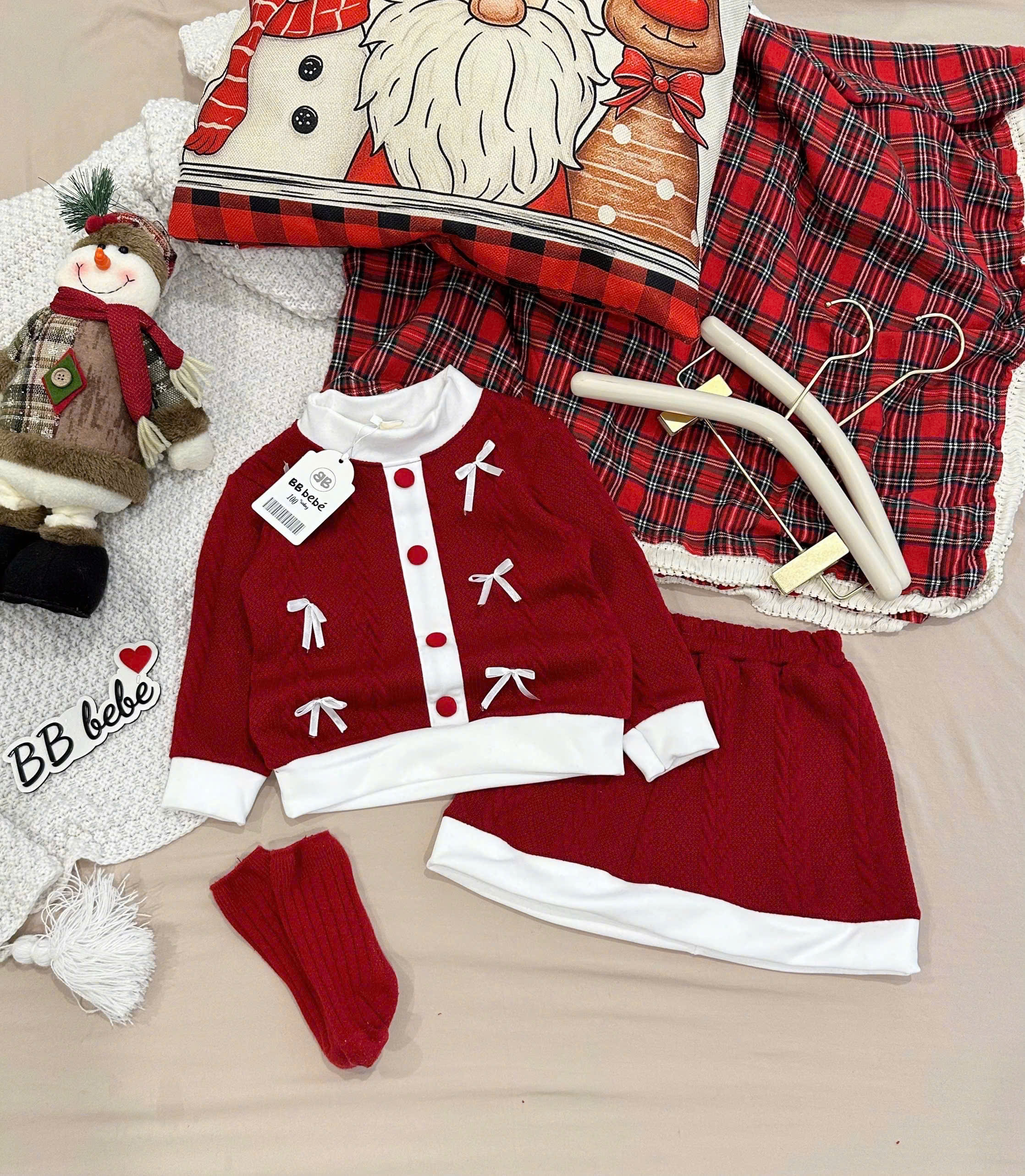 B565 - SET BỘ LEN ĐỎ CHÂN VÁY CHỮ A DÁNG NGẮN