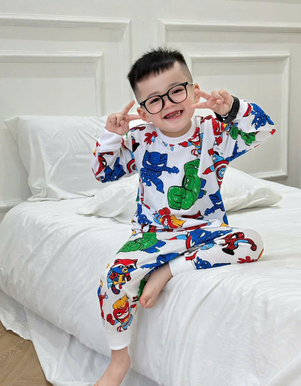 XẢ B770 - SET 2 BỘ NHỆN ĐỎ ĐEN ANH HÙNG AVENGER