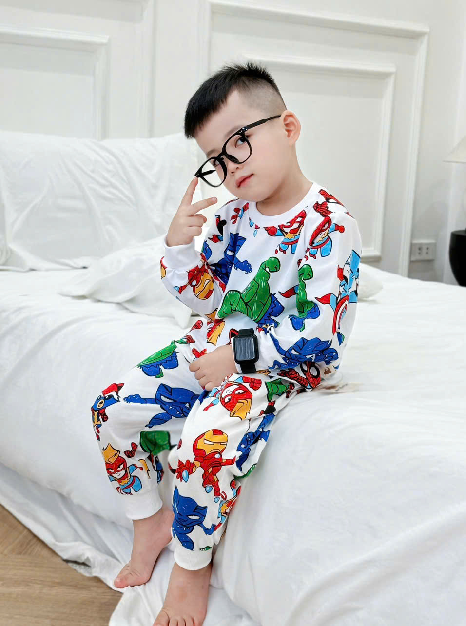 XẢ B770 - SET 2 BỘ NHỆN ĐỎ ĐEN ANH HÙNG AVENGER