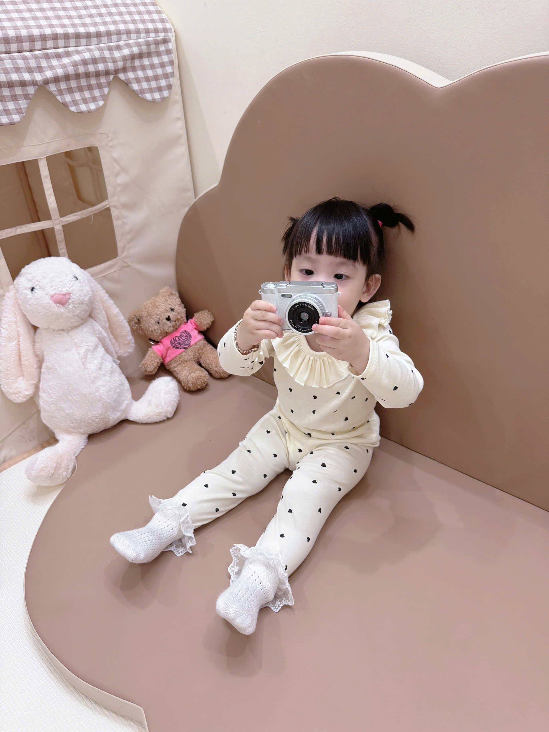 XẢ B869 - SET 2 BỘ PHỐI BÈO CỔ BE TRÁI TIM XÁM HOA