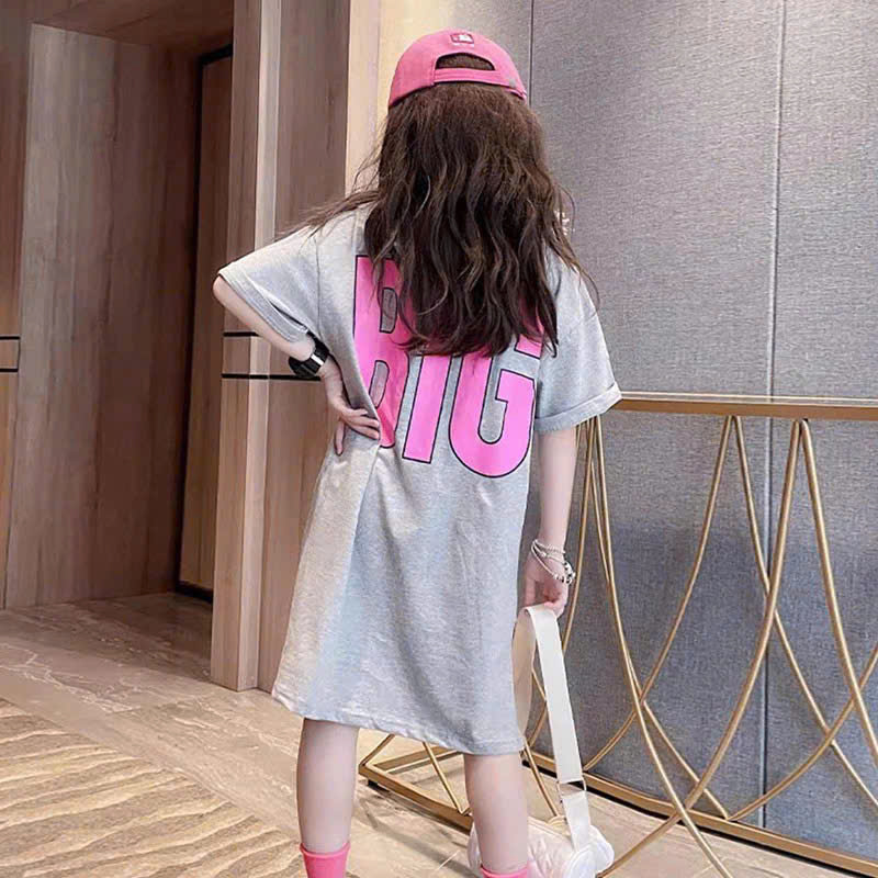 XẢ B989 - VÁY XÁM BÉ GÁI CHỮ BIG HỒNG SIZE NHỠ