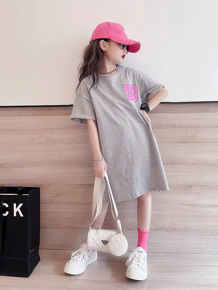 XẢ B989 - VÁY XÁM BÉ GÁI CHỮ BIG HỒNG SIZE NHỠ
