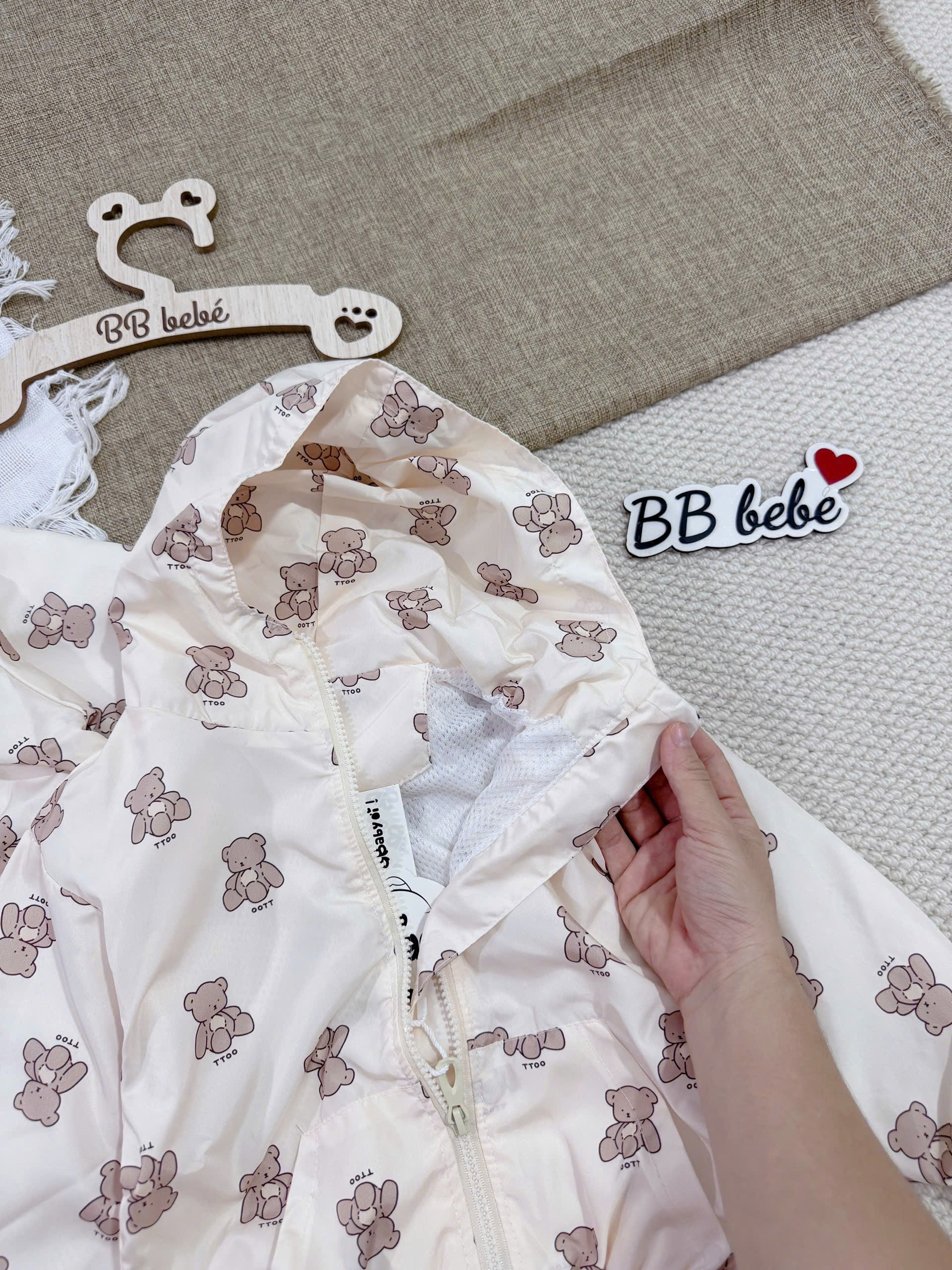 C200 - ÁO GIÓ 2 LỚP GẤU BE