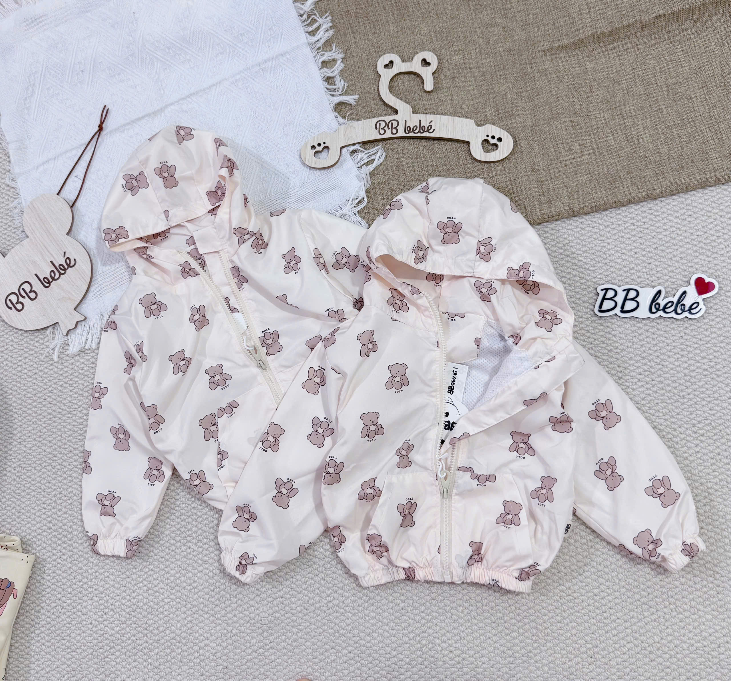 C200 - ÁO GIÓ 2 LỚP GẤU BE