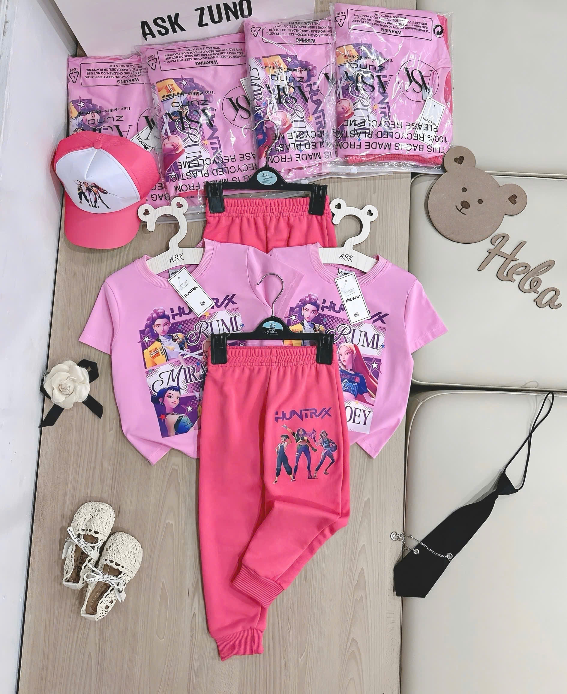 XẢ C380 - SET BỘ HỒNG HUNTRX K-POP KÈM MŨ