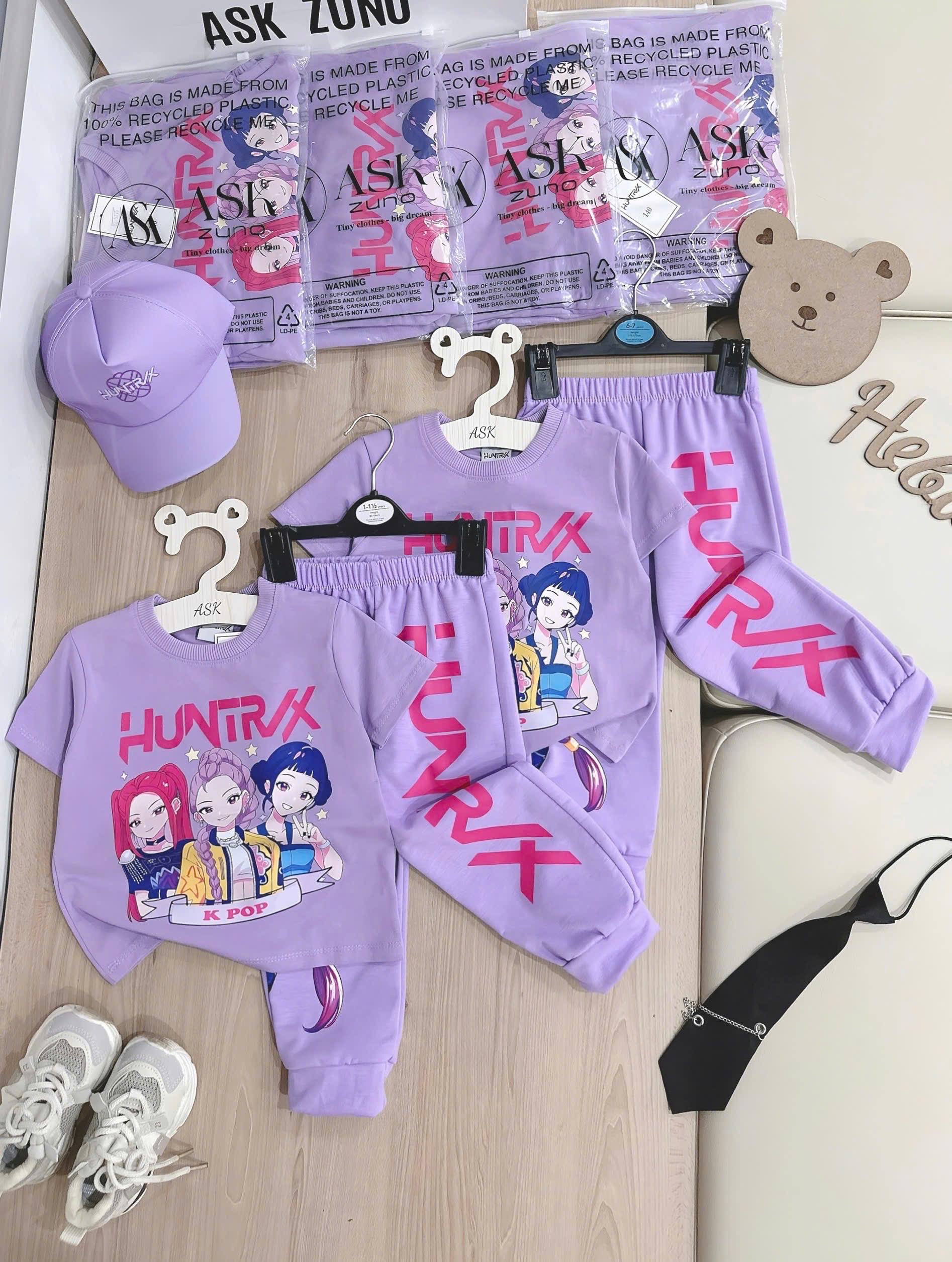 XẢ C72 - SET BỘ TÍM NHÓM NHẠC K POP HUNTRX BÉ GÁI KÈM MŨ