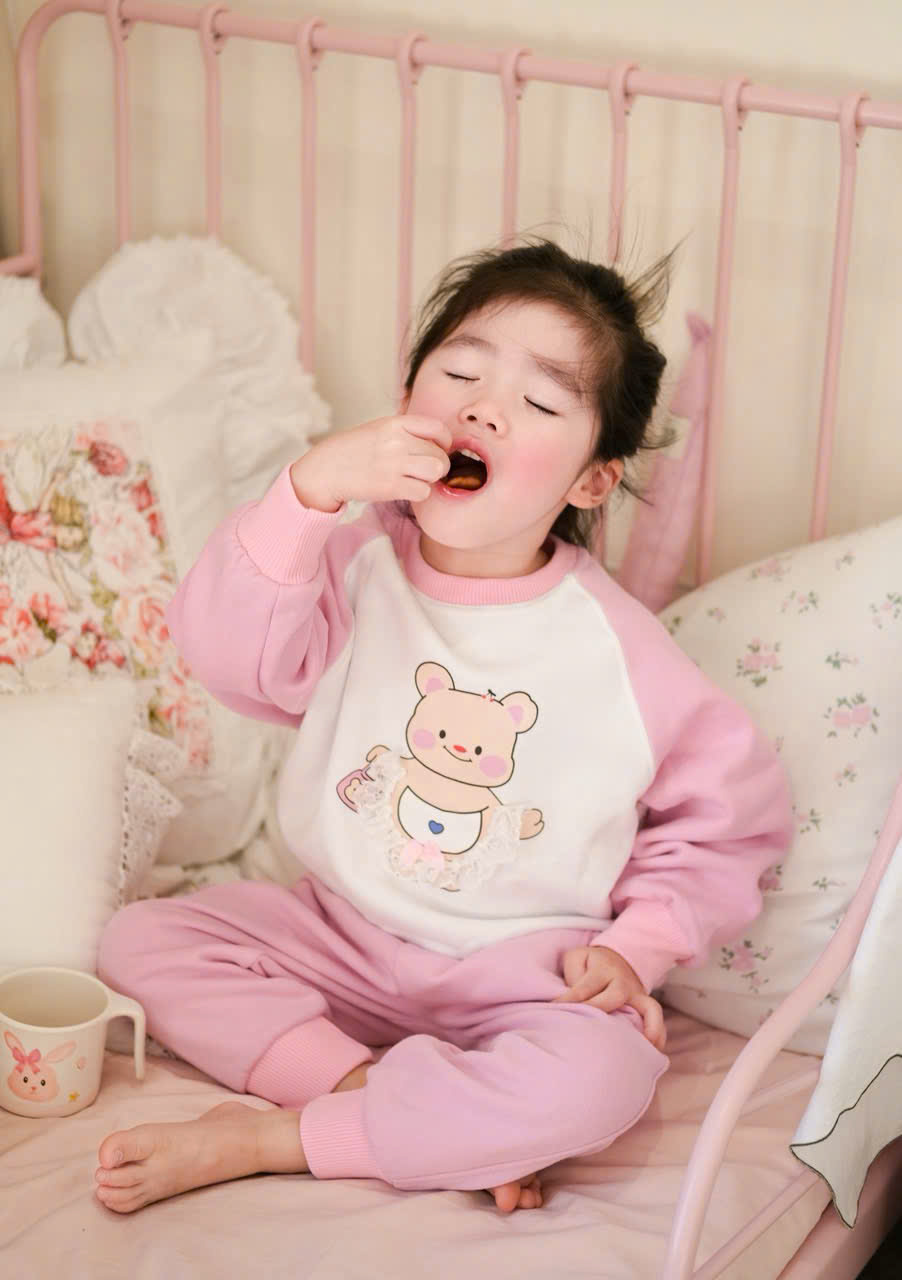 XẢ SET BỘ TRẮNG GẤU TAY PHA HỒNG QUẦN BO BG - A181