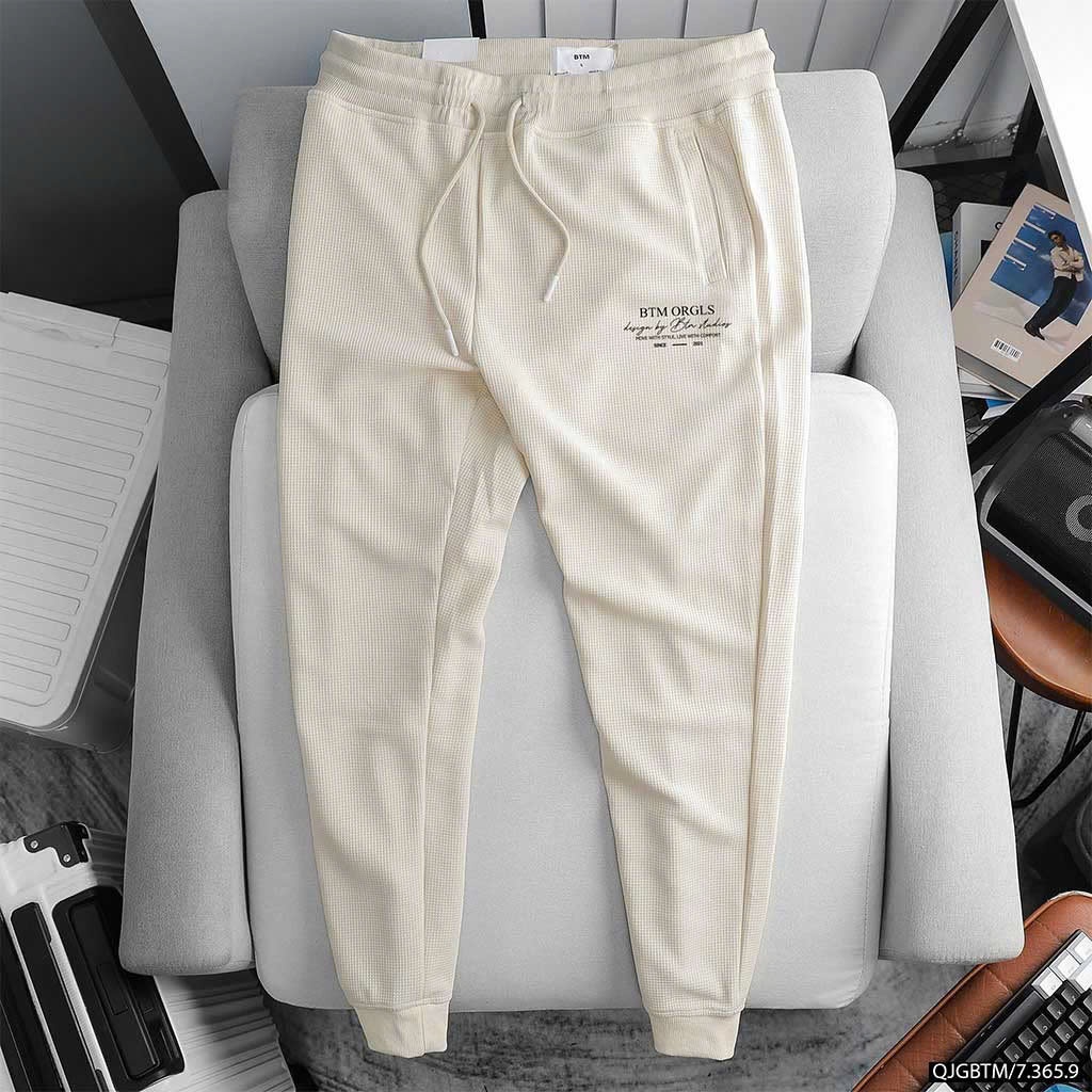 Quần jogger BTM Contrast Logo Pique