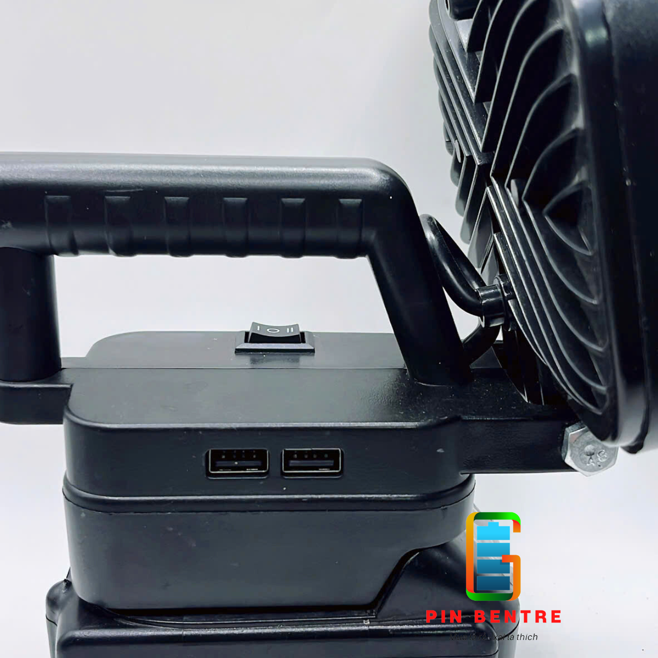 Đèn Led cầm tay di động dùng Pin chân Makita kèm 2 Cổng USB