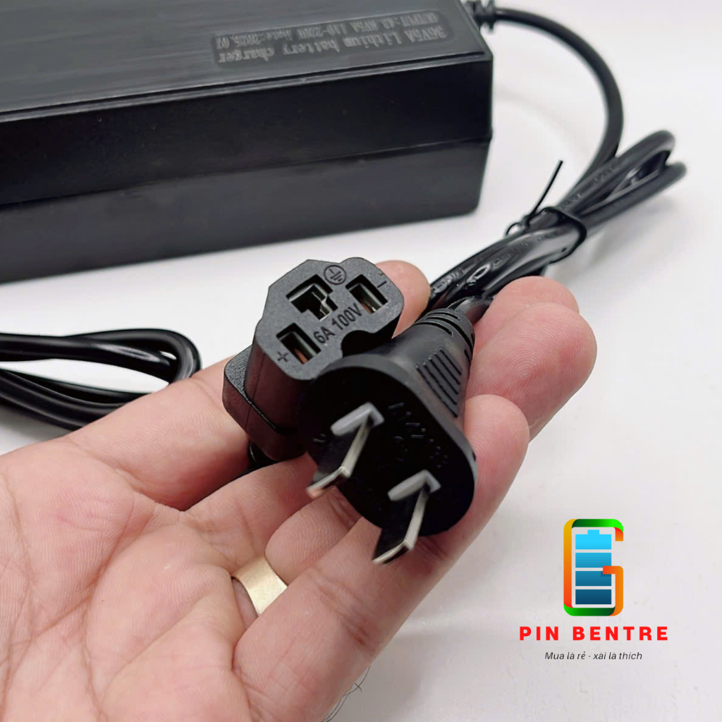 Sạc 12S - 3A / 5A dành cho Pin Sắt công suất cao 36V/43,8V Có quạt