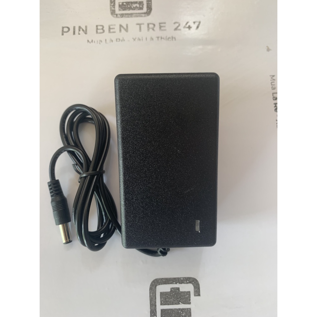 Sạc pin 2s 3s 4s 5s 6s dùng cho pin Li-ion dụng cụ cầm tay có LED báo đầy