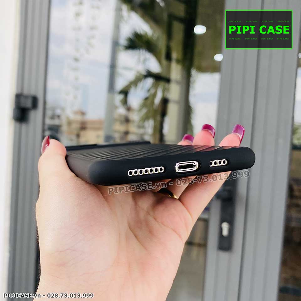 Ốp Lưng iPhone 11 Pro Max - Hunter - Đen