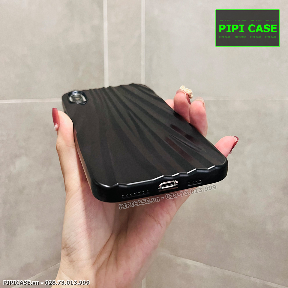 Ốp Lưng iPhone X / XS - Light - Đen