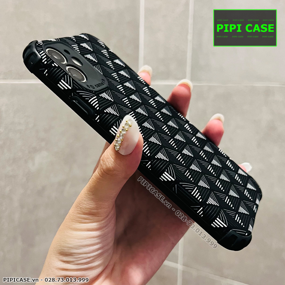 Ốp Lưng iPhone 11 - Captain - Đen