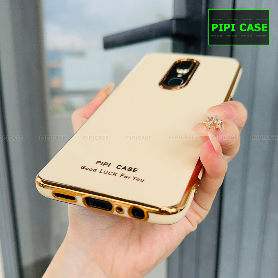 Ốp Lưng Oppo F11 - Royal - Vàng