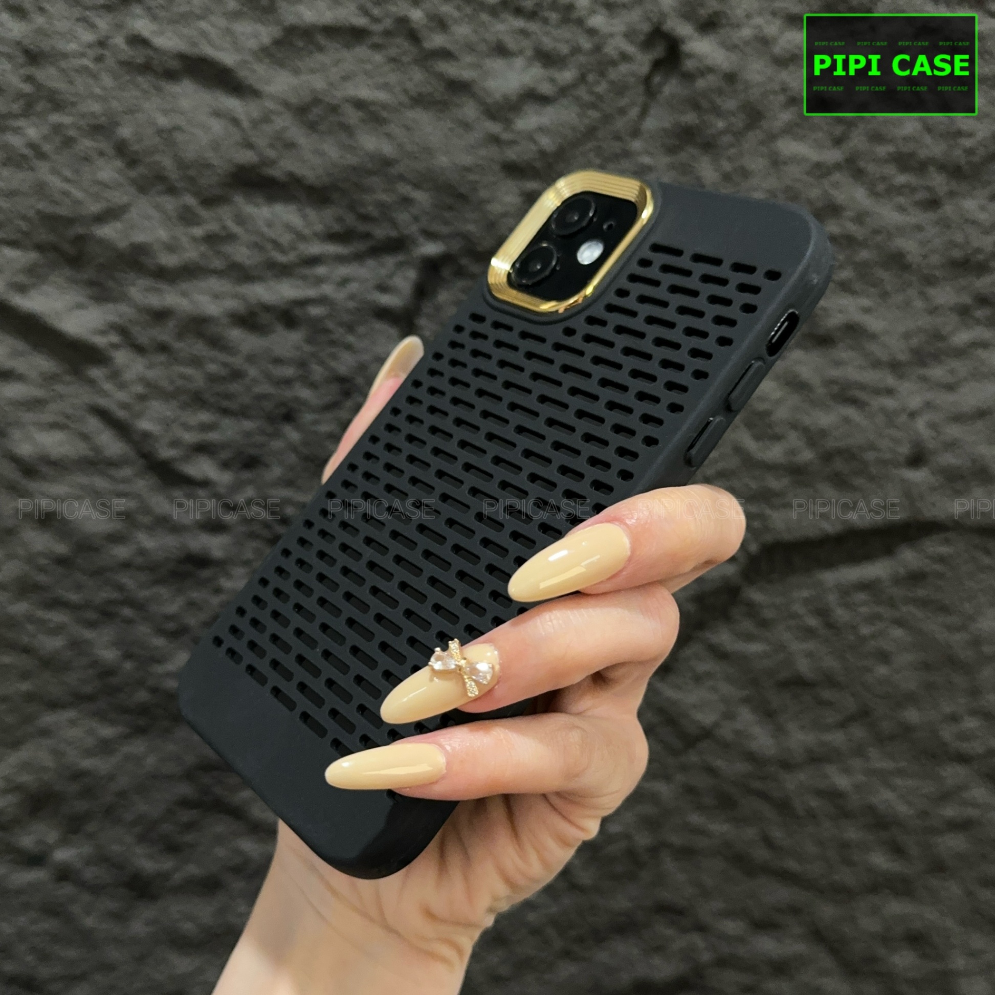 Ốp Lưng iPhone 12 - Chup - Đen