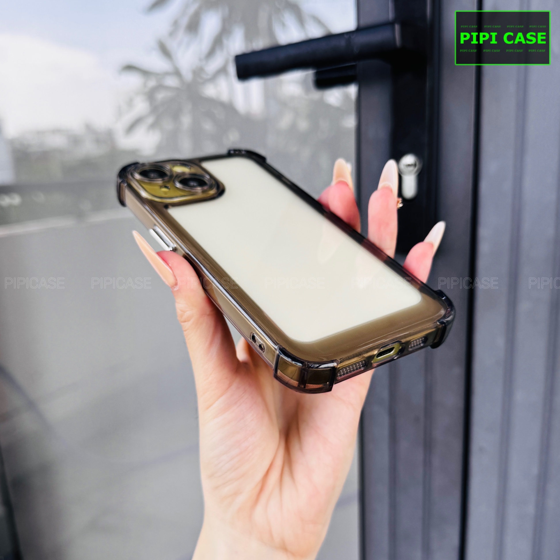 Ốp Lưng iPhone 15 - Heaven - Đen