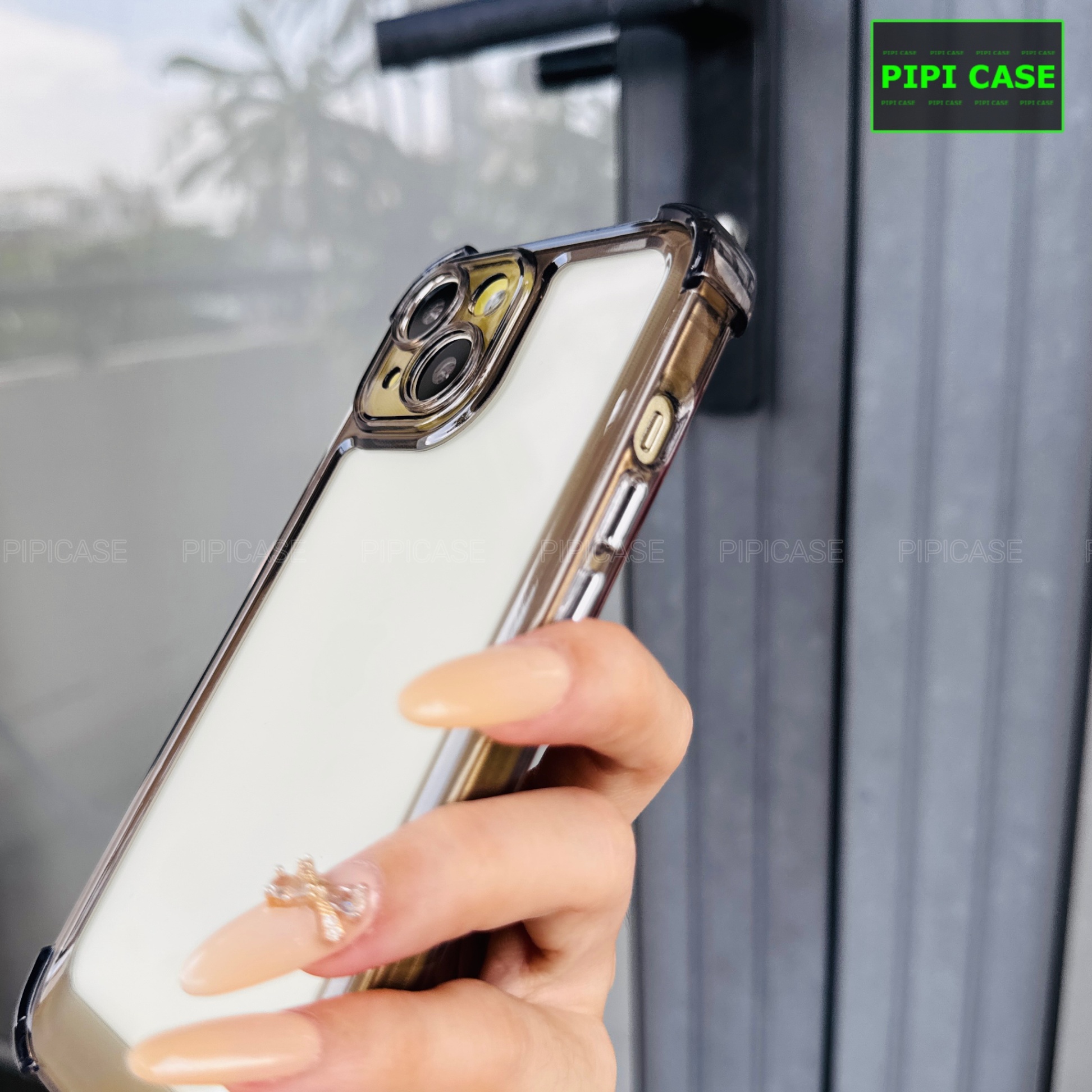 Ốp Lưng iPhone 15 - Heaven - Đen