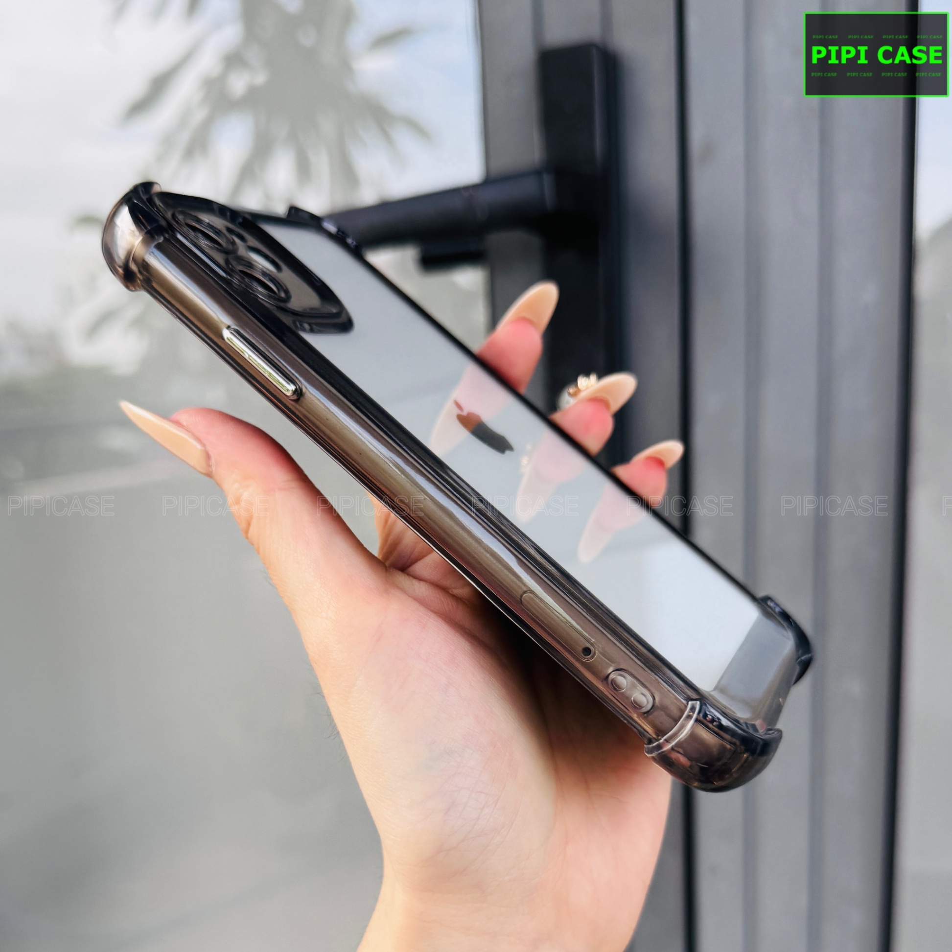 Ốp Lưng iPhone 12 - Heaven - Đen