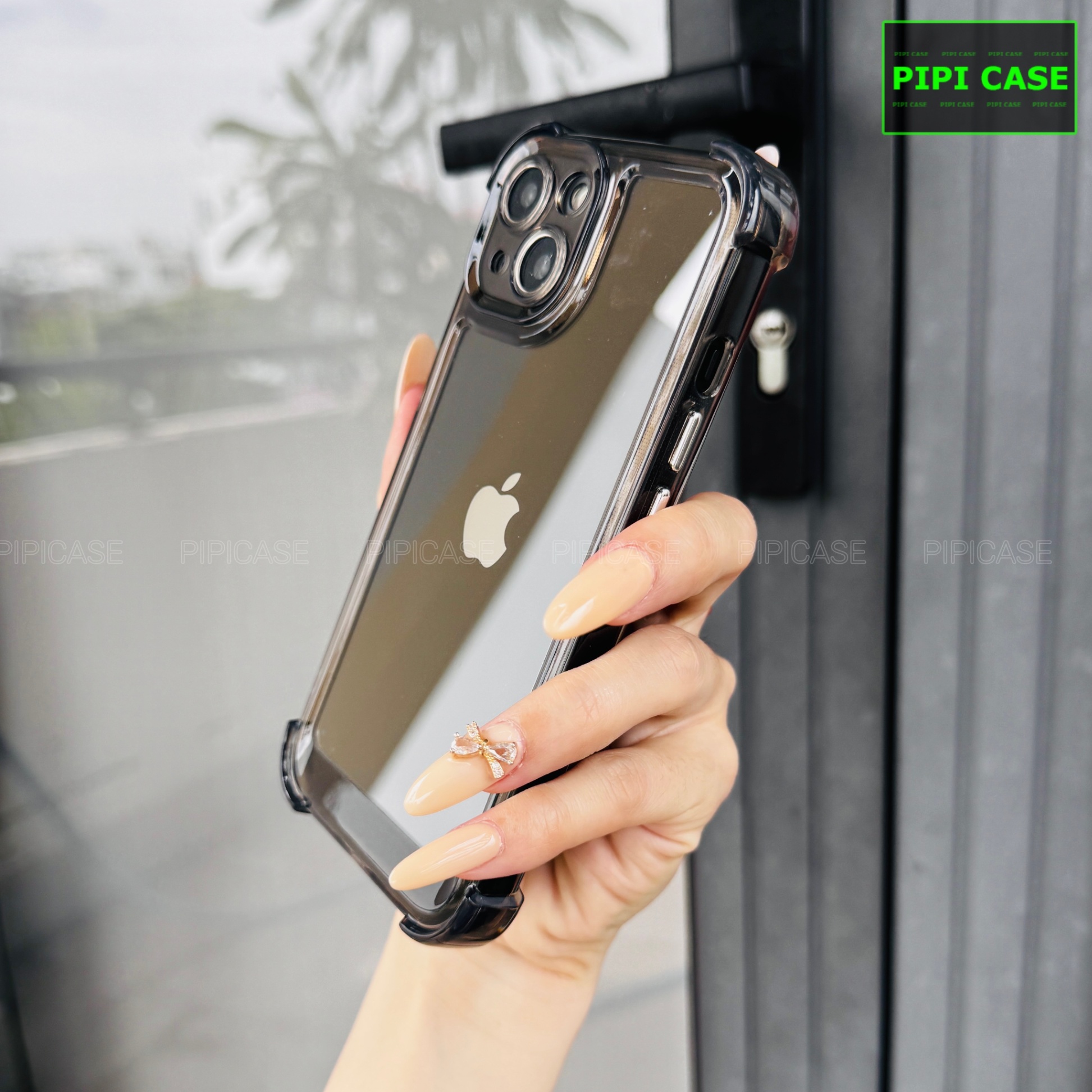 Ốp Lưng iPhone 13 - Heaven - Đen